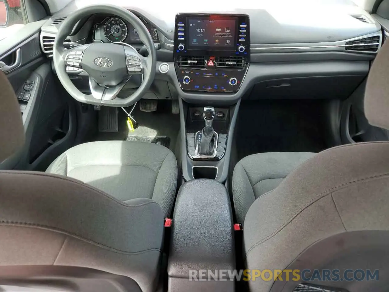 8 fotografías del automóvil dañado KMHC65LC6LU227863 HYUNDAI IONIQ 2020