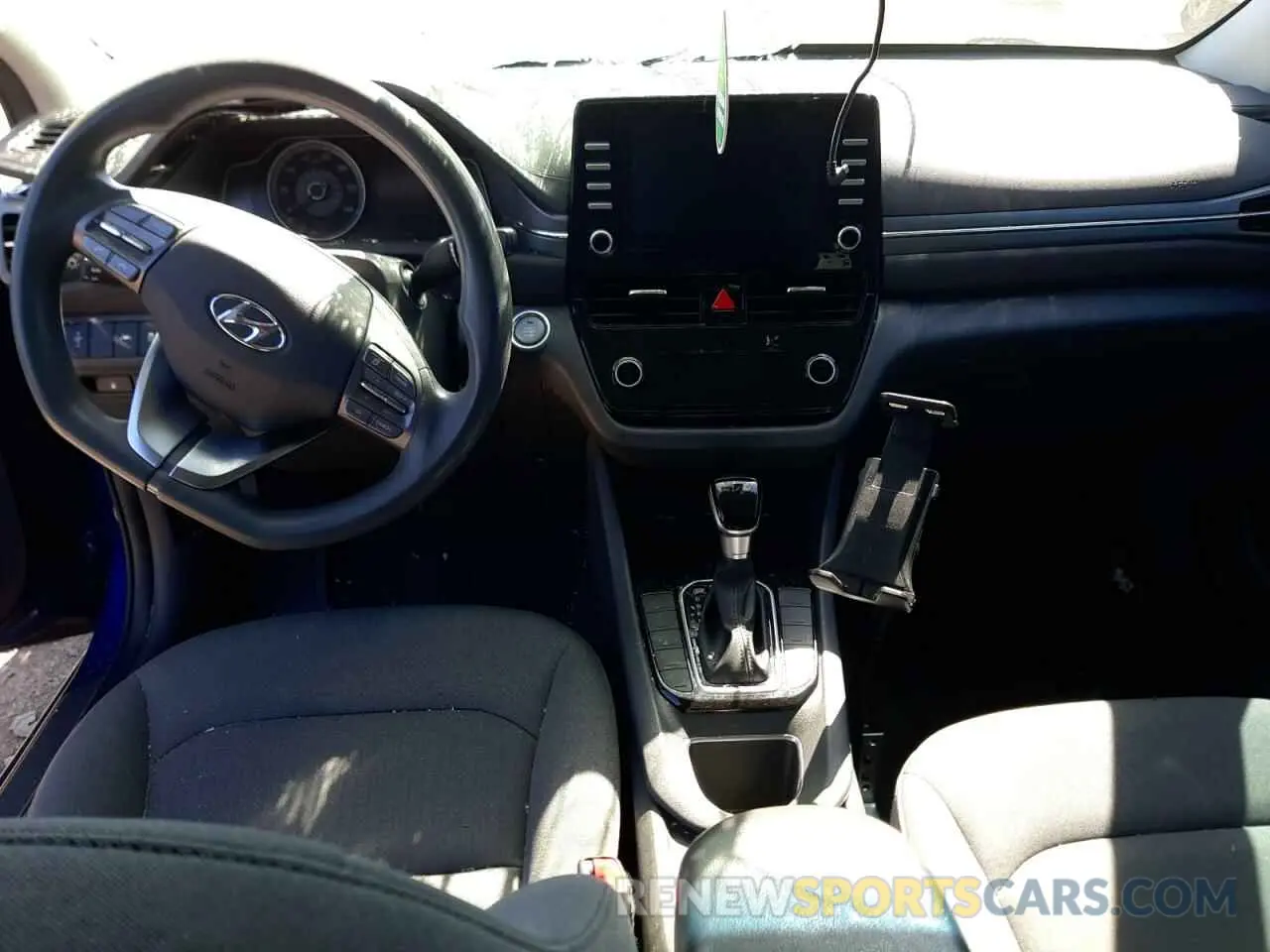 8 fotografías del automóvil dañado KMHC65LC9LU228294 HYUNDAI IONIQ 2020