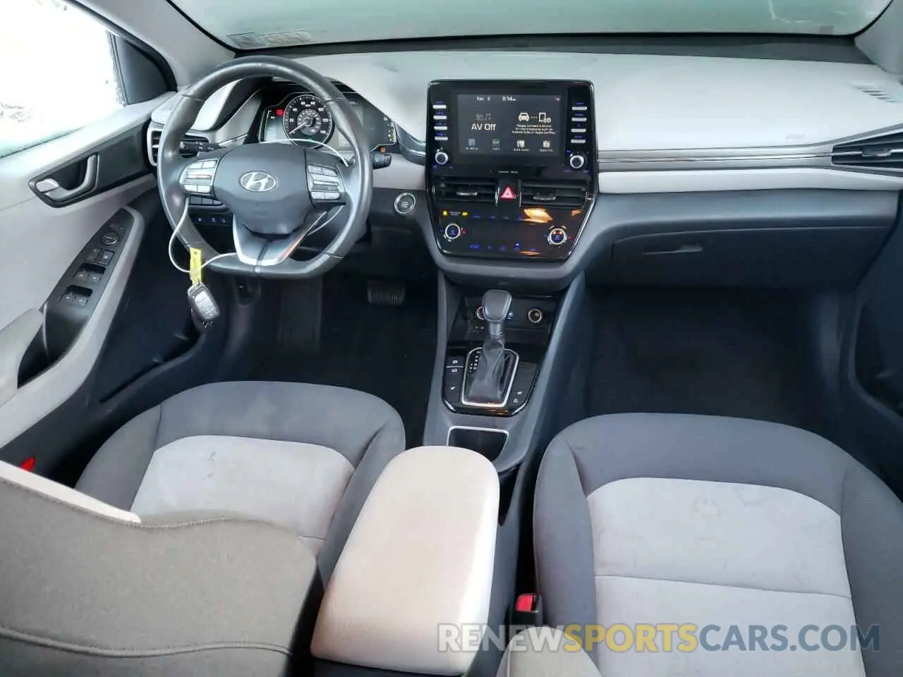 8 fotografías del automóvil dañado KMHC65LD0LU237765 HYUNDAI IONIQ 2020