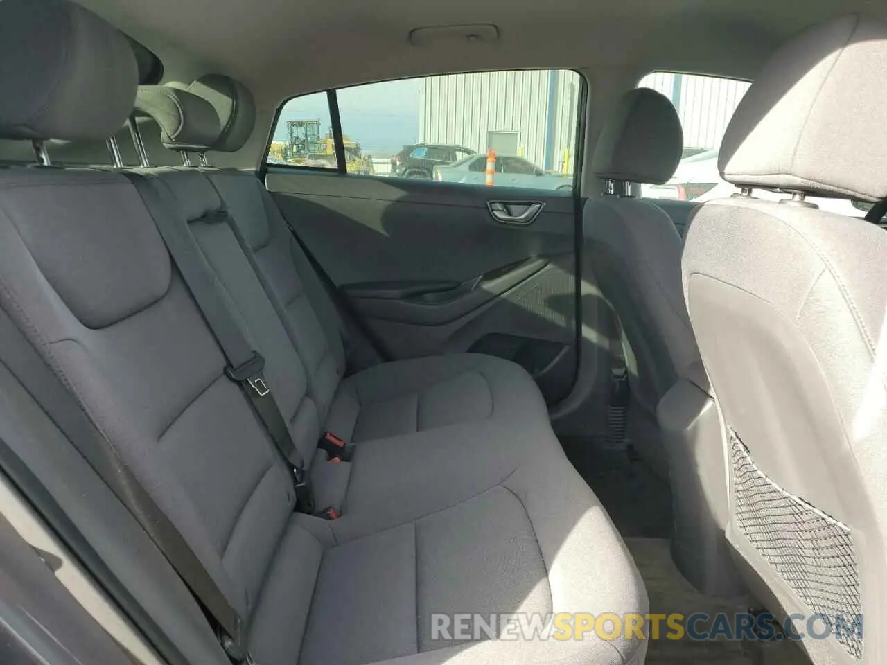 10 fotografías del automóvil dañado KMHC75LC2LU194759 HYUNDAI IONIQ 2020