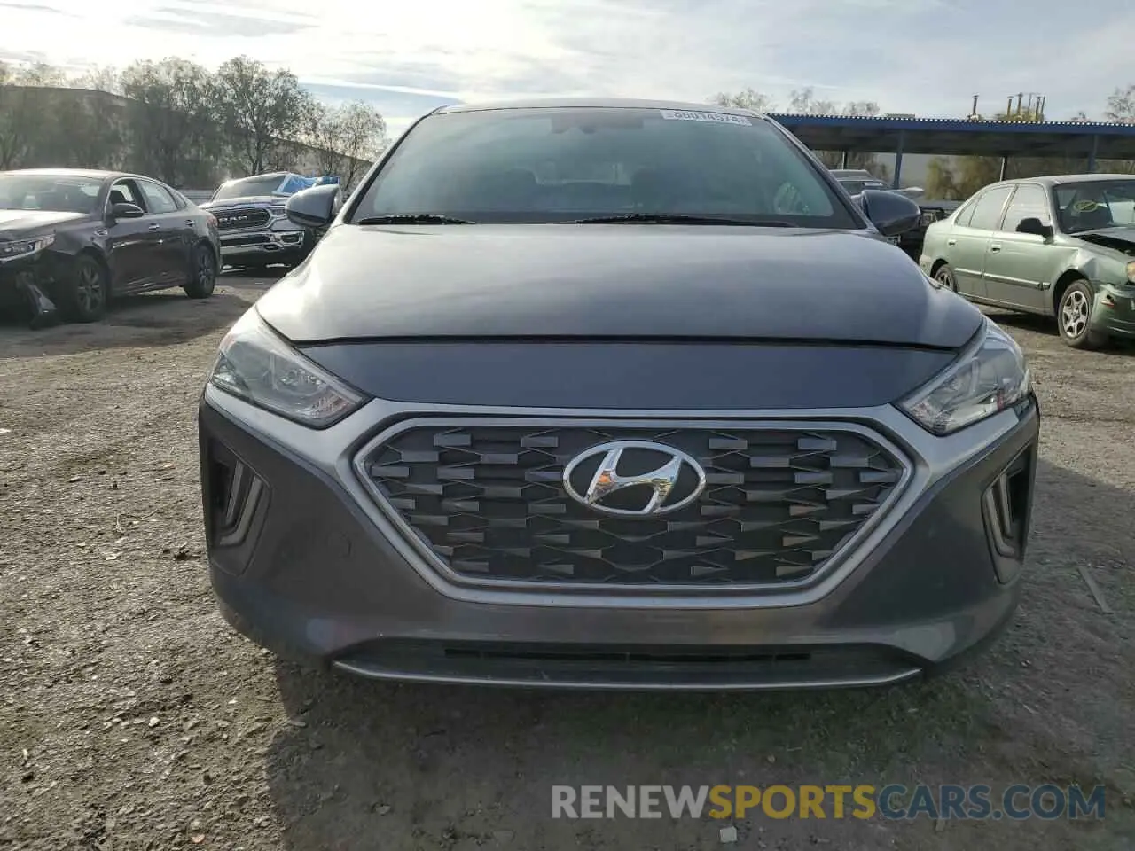 5 fotografías del automóvil dañado KMHC75LC2LU194759 HYUNDAI IONIQ 2020