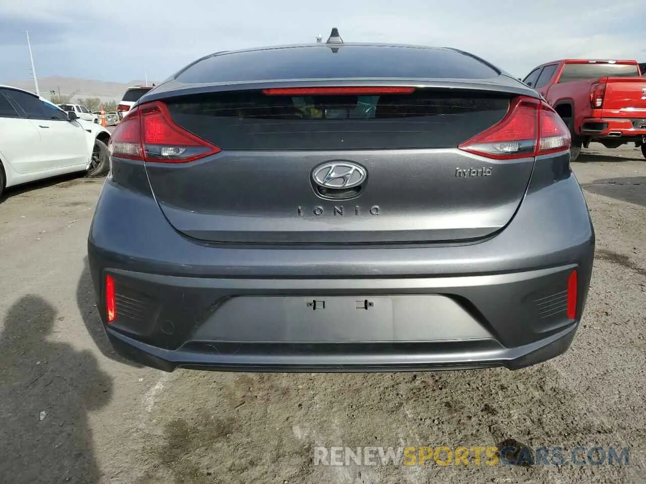6 fotografías del automóvil dañado KMHC75LC2LU194759 HYUNDAI IONIQ 2020