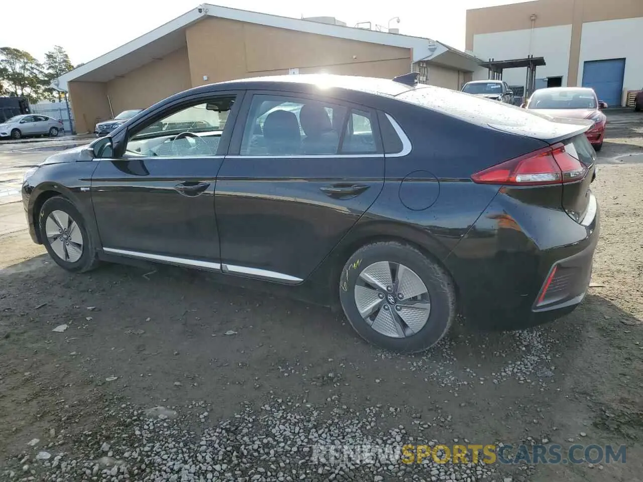 2 fotografías del automóvil dañado KMHC75LC3LU240034 HYUNDAI IONIQ 2020