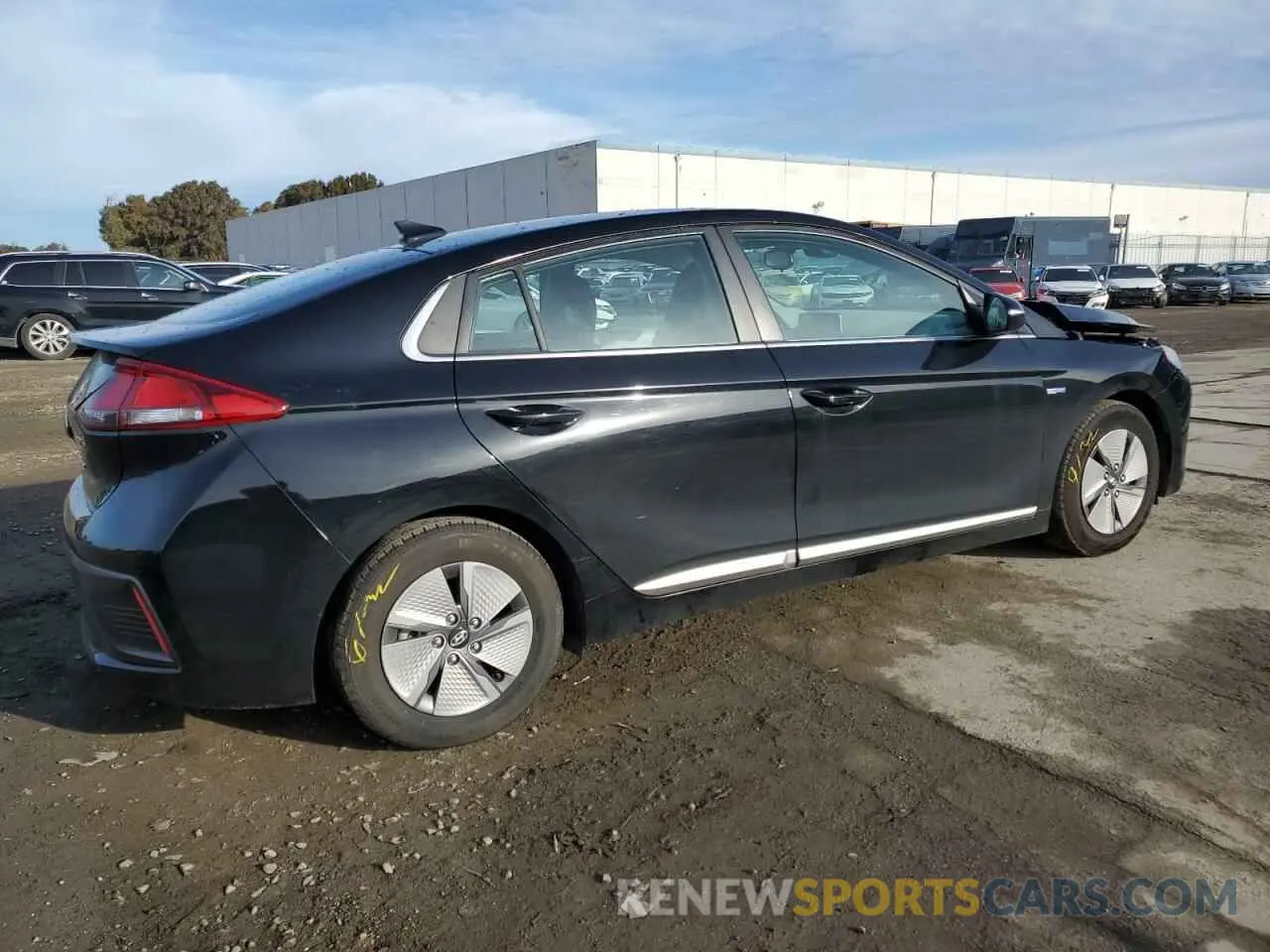 3 fotografías del automóvil dañado KMHC75LC3LU240034 HYUNDAI IONIQ 2020