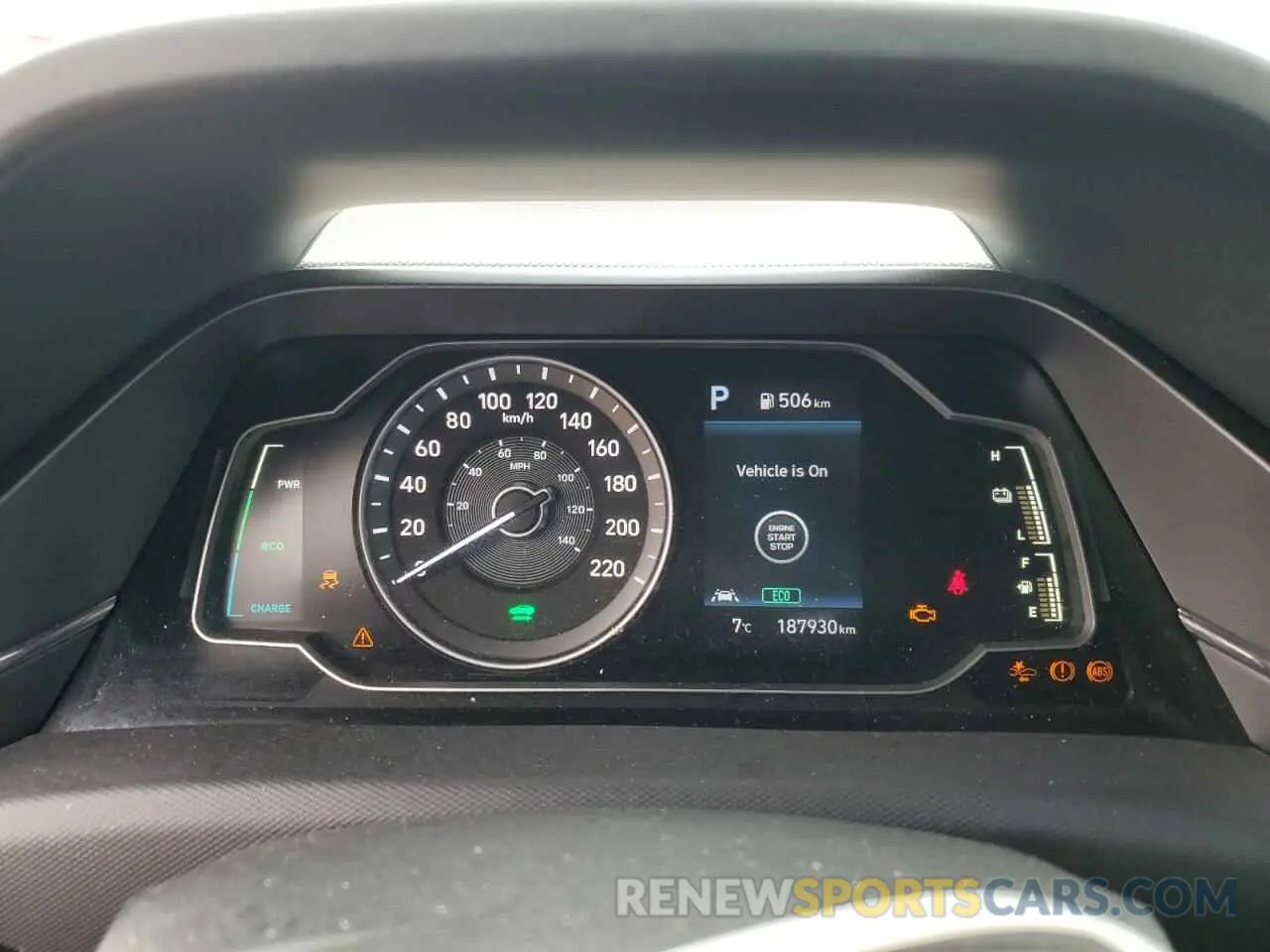 9 fotografías del automóvil dañado KMHC85LC7LU233956 HYUNDAI IONIQ 2020