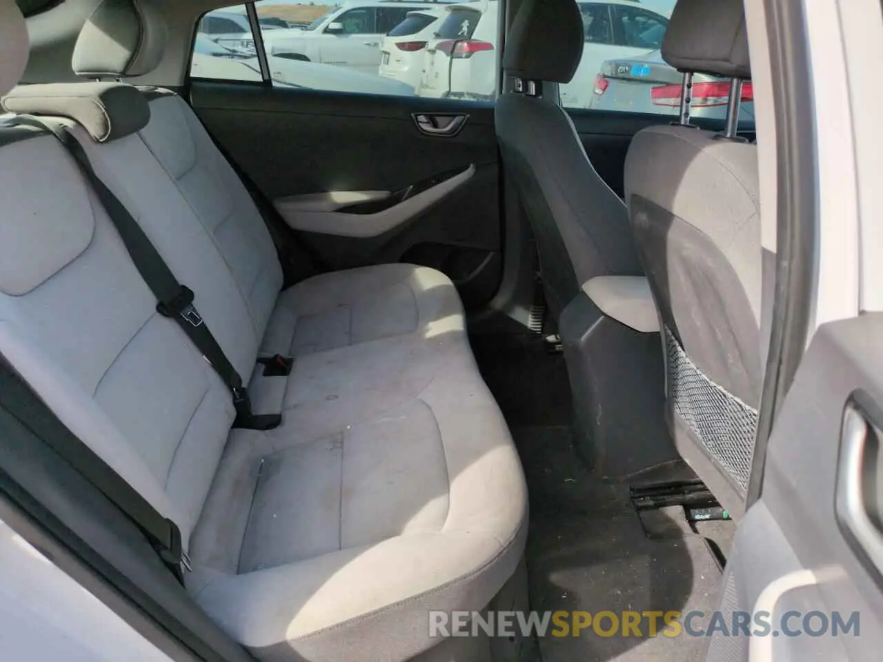 10 fotografías del automóvil dañado KMHC65LC2MU245441 HYUNDAI IONIQ 2021
