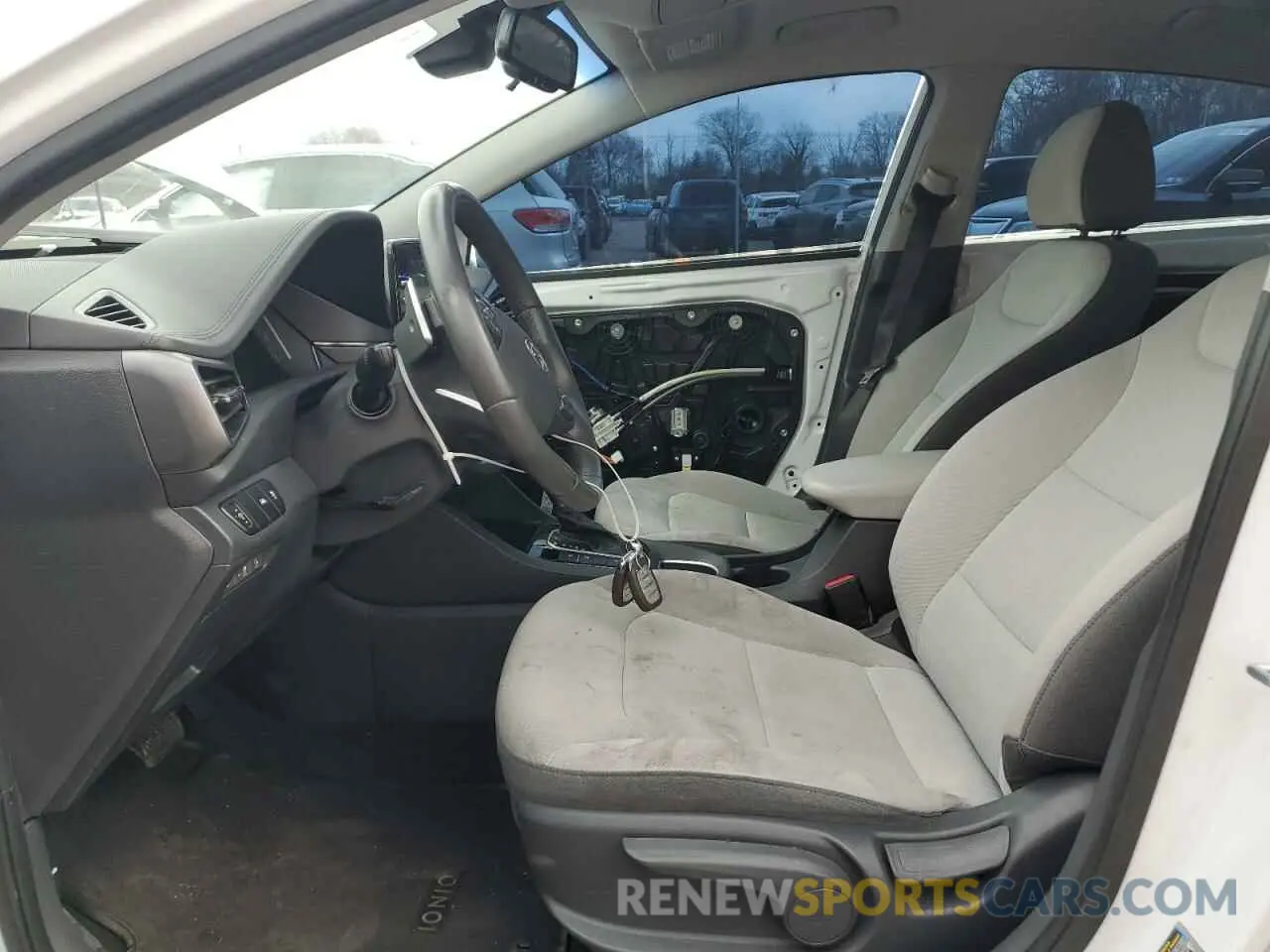 7 fotografías del automóvil dañado KMHC65LD5MU251484 HYUNDAI IONIQ 2021