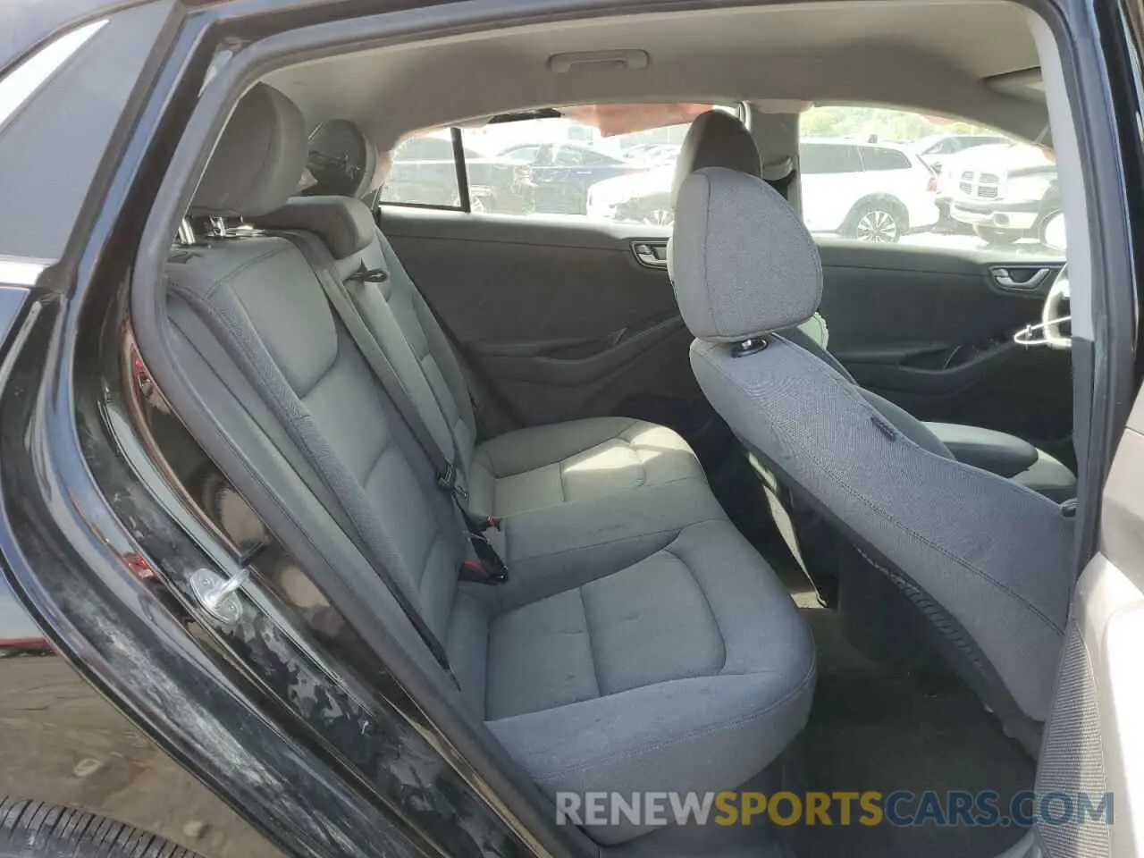 10 fotografías del automóvil dañado KMHC75LC6MU260523 HYUNDAI IONIQ 2021
