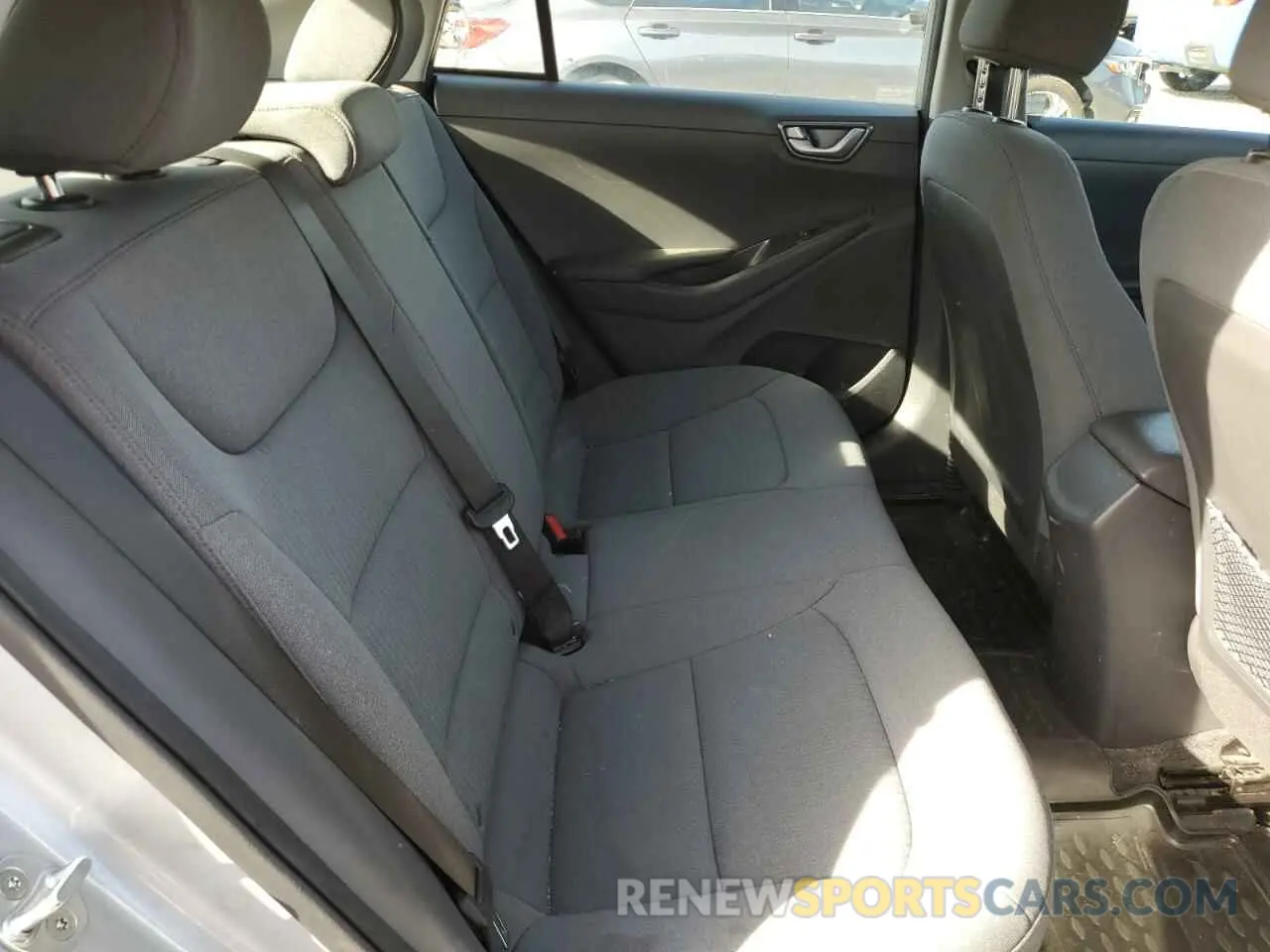 10 fotografías del automóvil dañado KMHC65LC5NU268231 HYUNDAI IONIQ 2022