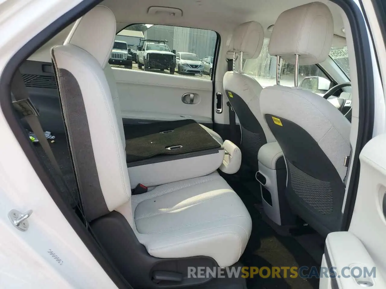 10 fotografías del automóvil dañado KM8KNDAF4PU230854 HYUNDAI IONIQ 2023
