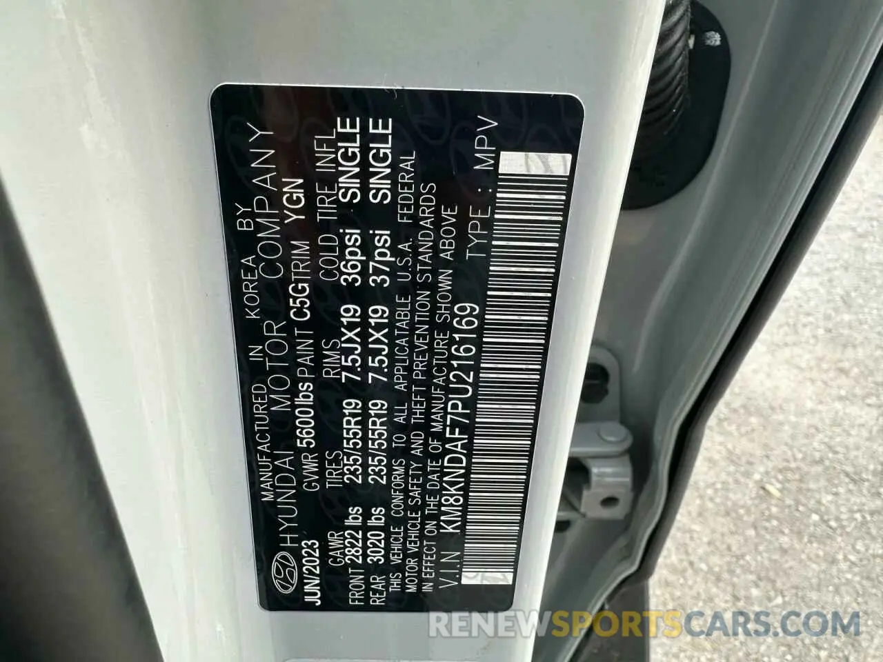 10 fotografías del automóvil dañado KM8KNDAF7PU216169 HYUNDAI IONIQ 2023