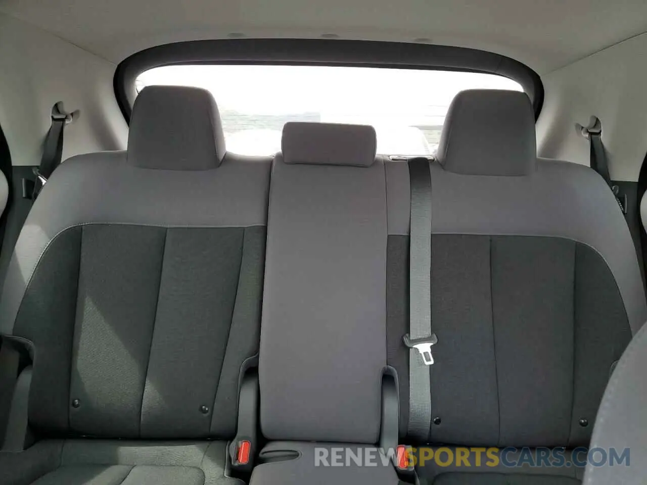 10 fotografías del automóvil dañado KM8KM4DE4RU315427 HYUNDAI IONIQ 2024