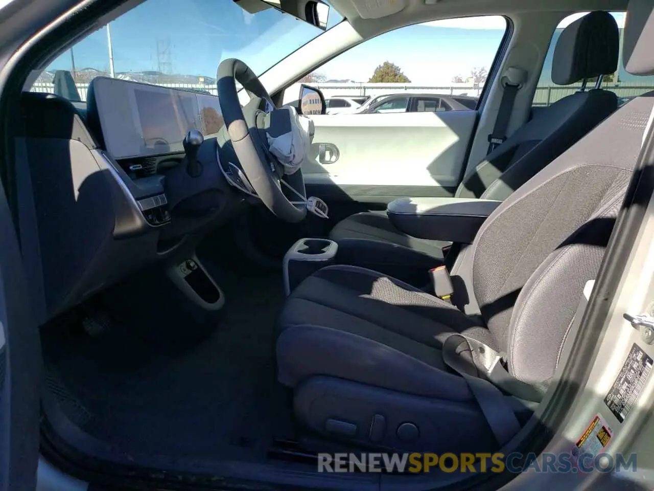 7 fotografías del automóvil dañado KM8KNDDFXRU289101 HYUNDAI IONIQ 2024