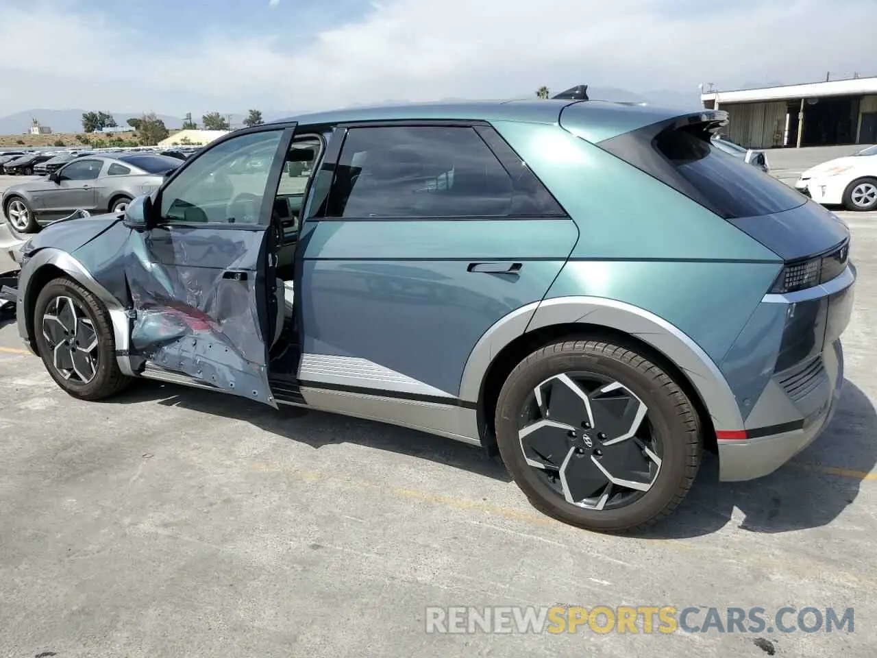 2 fotografías del automóvil dañado KM8KR4DE6RU235483 HYUNDAI IONIQ 2024