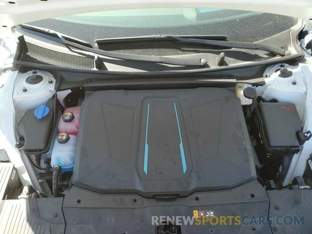 12 fotografías del automóvil dañado KM8KR4DE6RU323580 HYUNDAI IONIQ 2024
