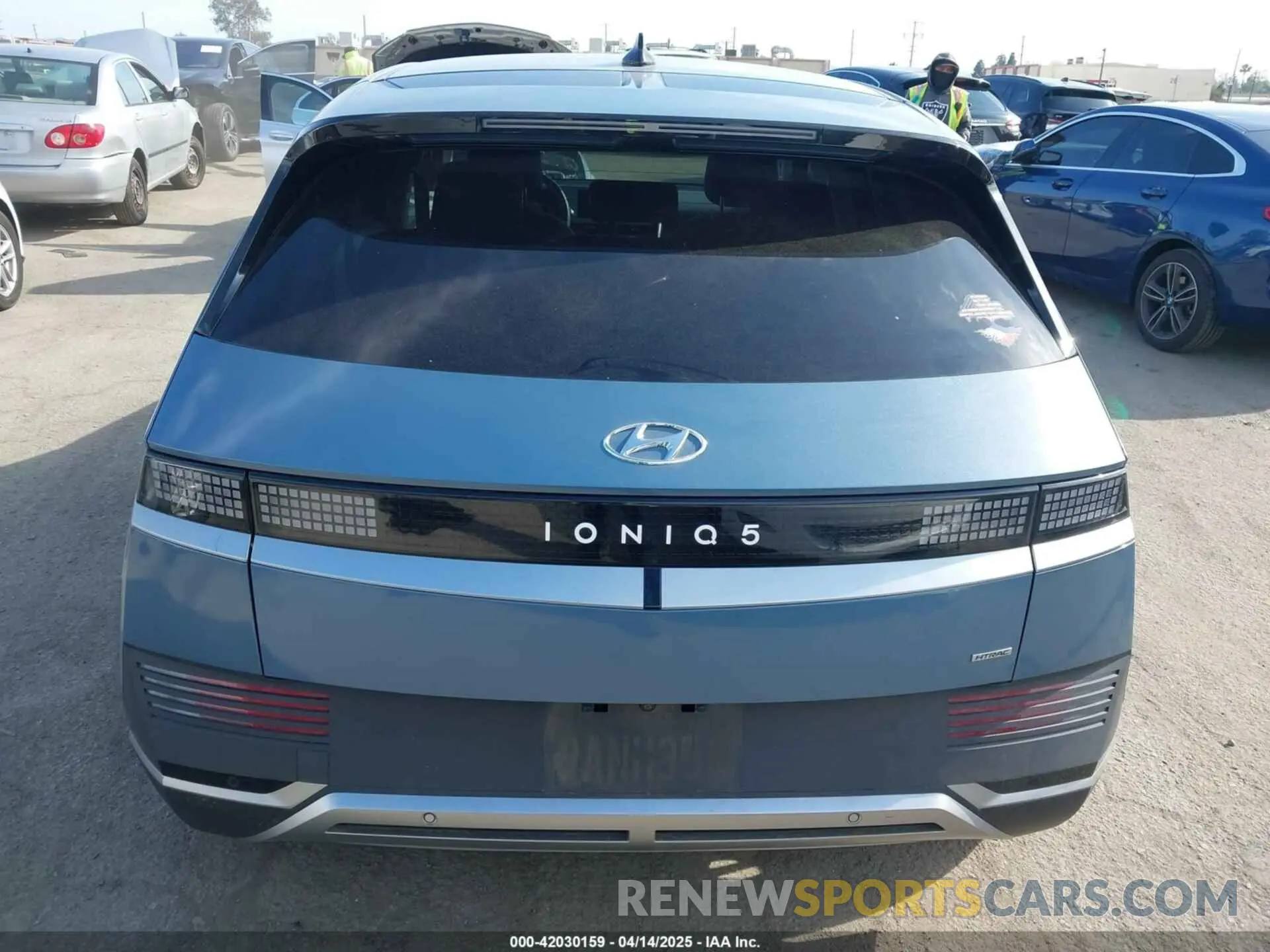 16 fotografías del automóvil dañado KM8KMDAF4NU055568 HYUNDAI IONIQ 5 2022