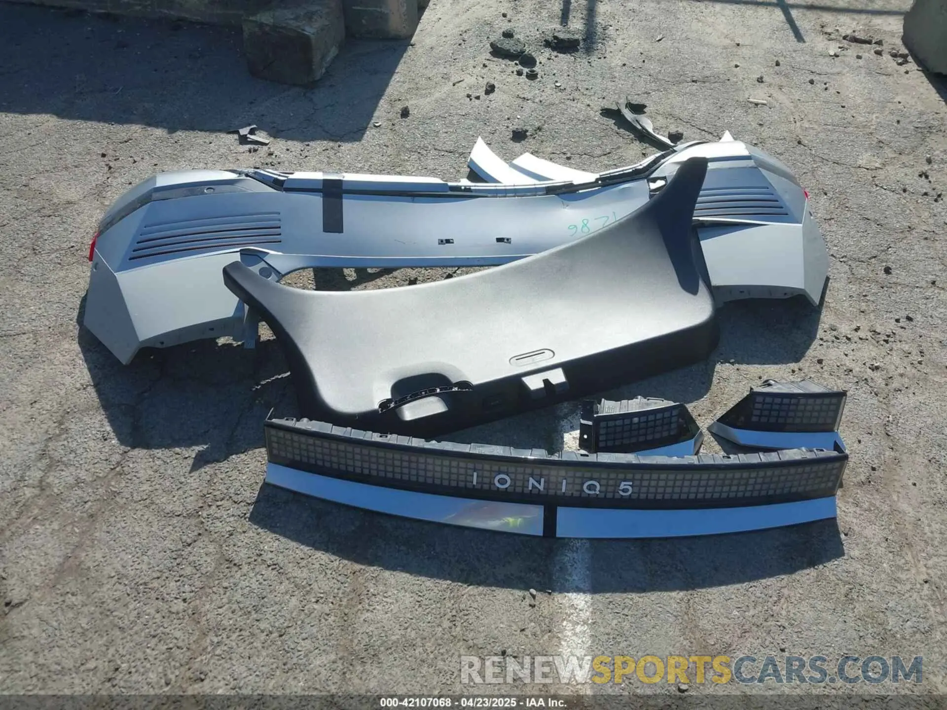 12 fotografías del automóvil dañado KM8KRDAF4NU068032 HYUNDAI IONIQ 5 2022