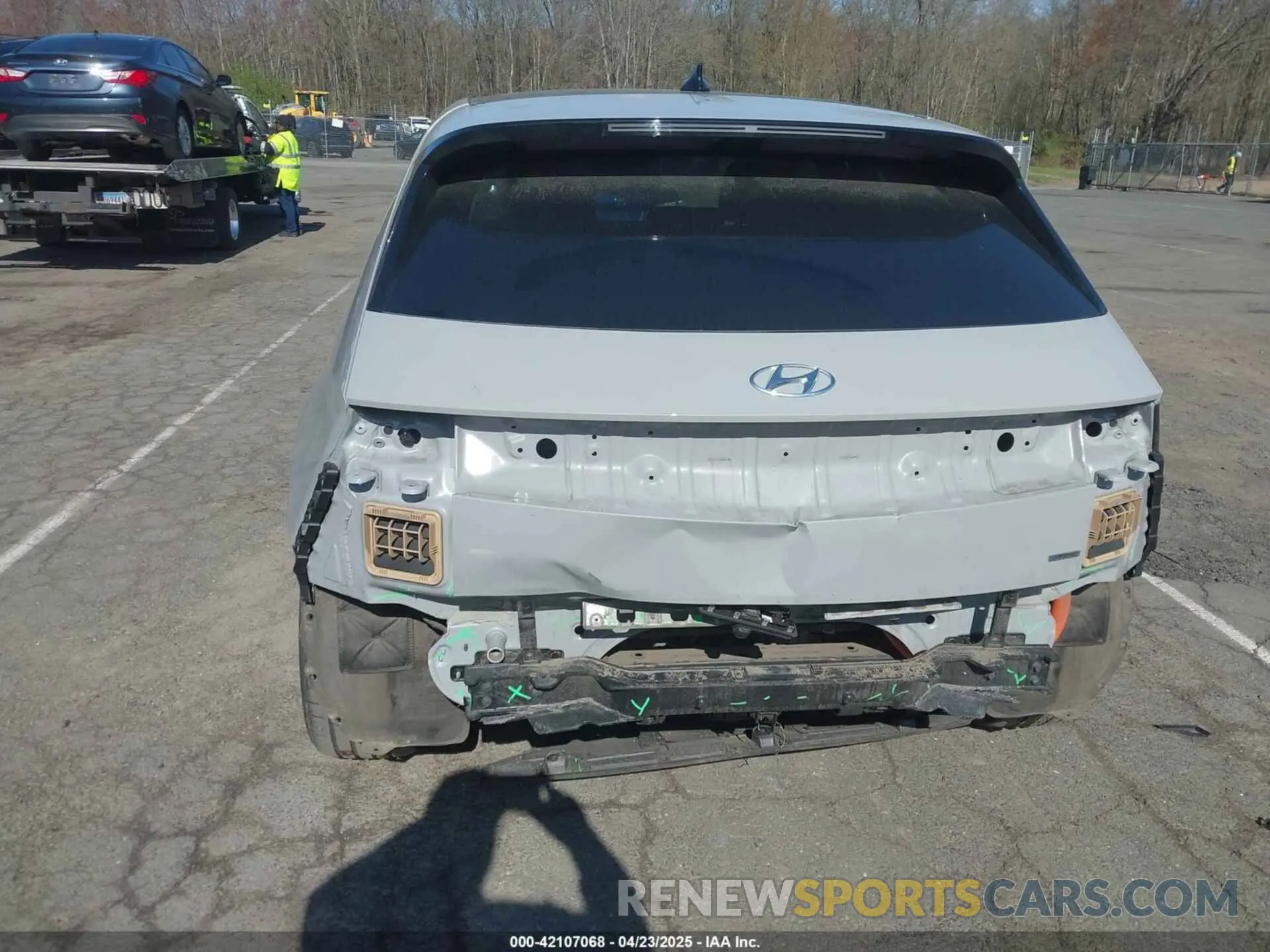 17 fotografías del automóvil dañado KM8KRDAF4NU068032 HYUNDAI IONIQ 5 2022