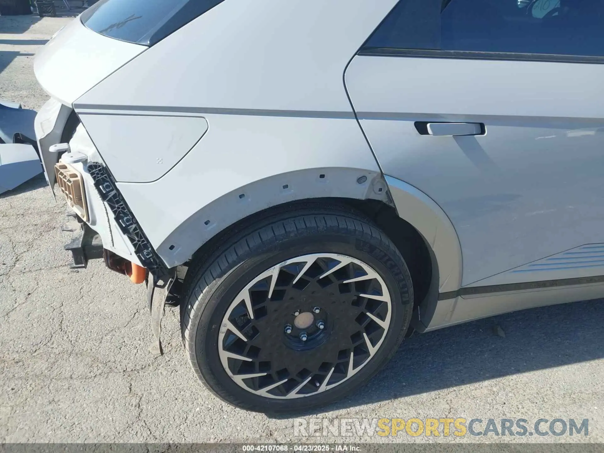 21 fotografías del automóvil dañado KM8KRDAF4NU068032 HYUNDAI IONIQ 5 2022