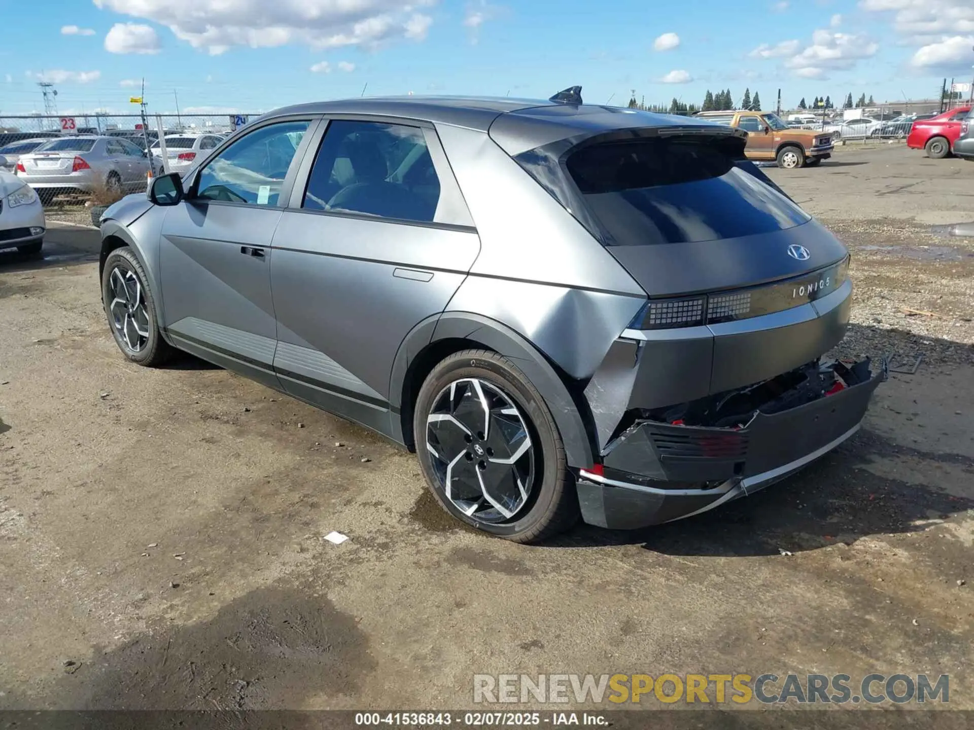 3 fotografías del automóvil dañado KM8KNDAF2PU201661 HYUNDAI IONIQ 5 2023