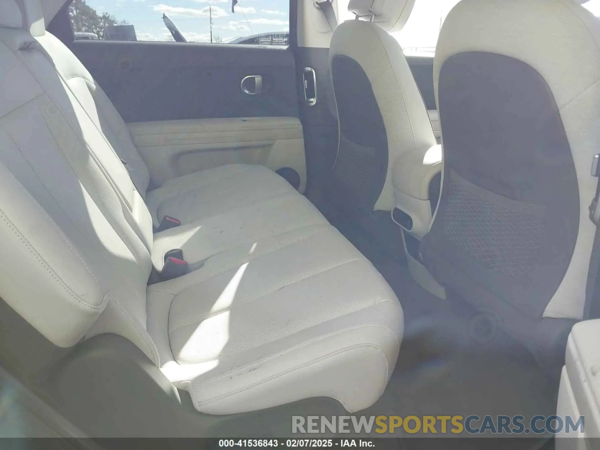 8 fotografías del automóvil dañado KM8KNDAF2PU201661 HYUNDAI IONIQ 5 2023