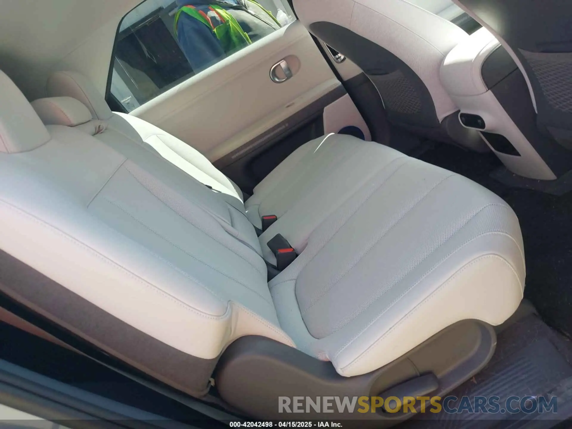 8 fotografías del automóvil dañado KM8KNDAF3PU163194 HYUNDAI IONIQ 5 2023