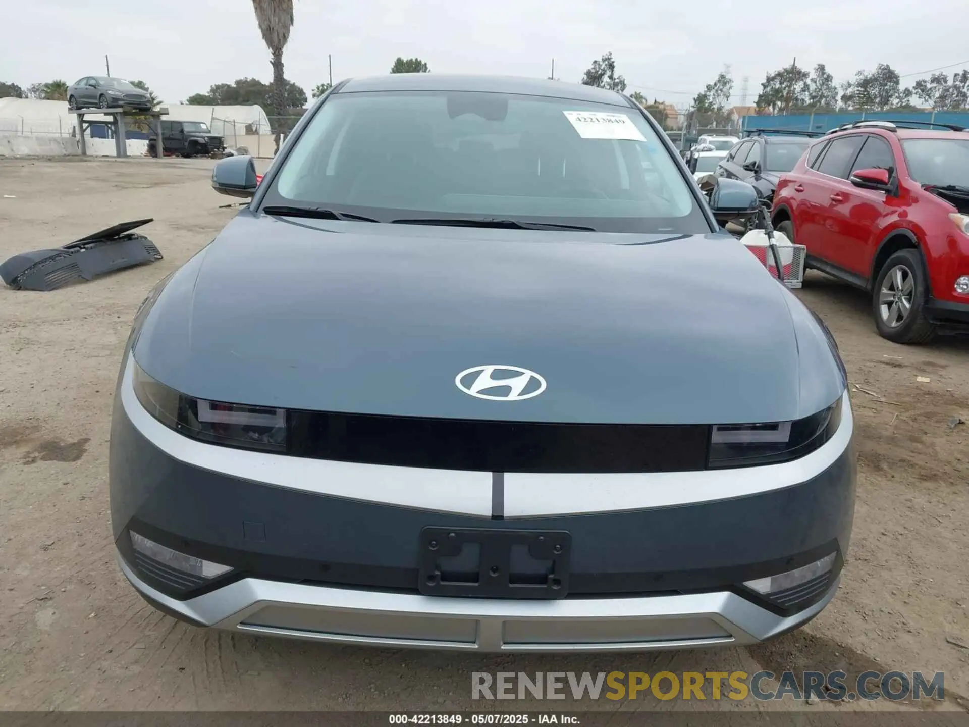 13 fotografías del automóvil dañado KM8KNDAF3PU189911 HYUNDAI IONIQ 5 2023