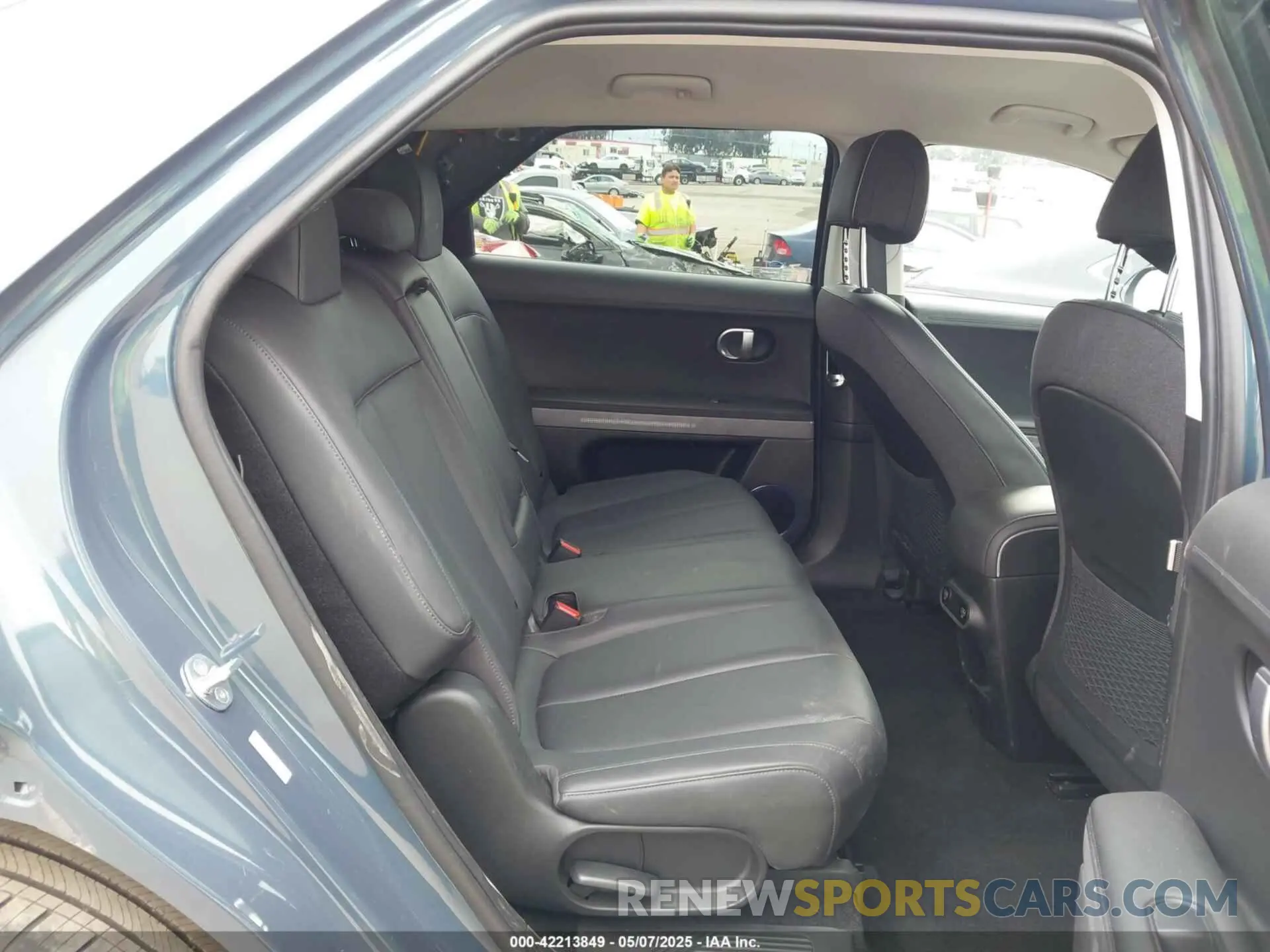 8 fotografías del automóvil dañado KM8KNDAF3PU189911 HYUNDAI IONIQ 5 2023