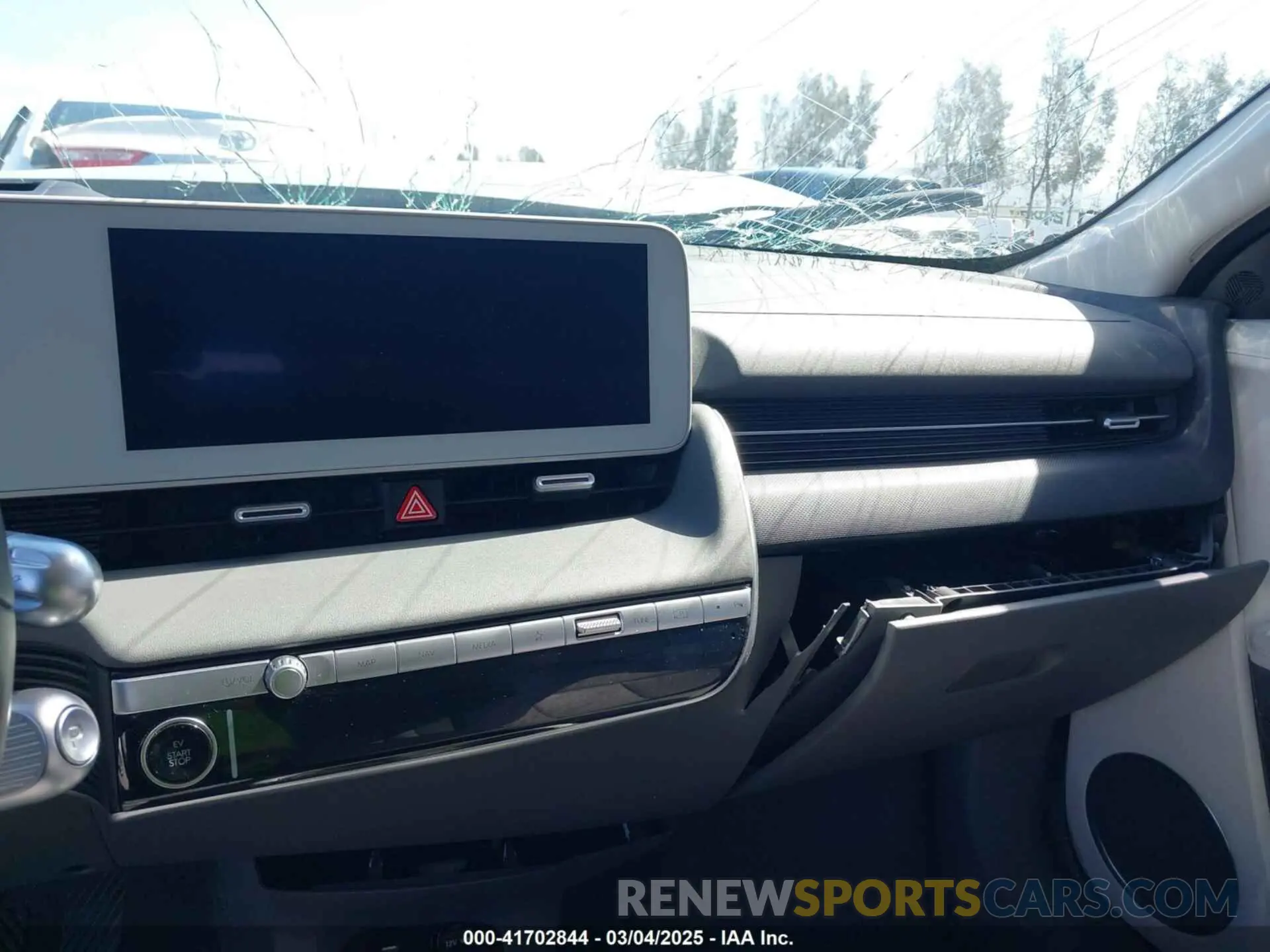 18 fotografías del automóvil dañado KM8KR4AE4PU189332 HYUNDAI IONIQ 5 2023