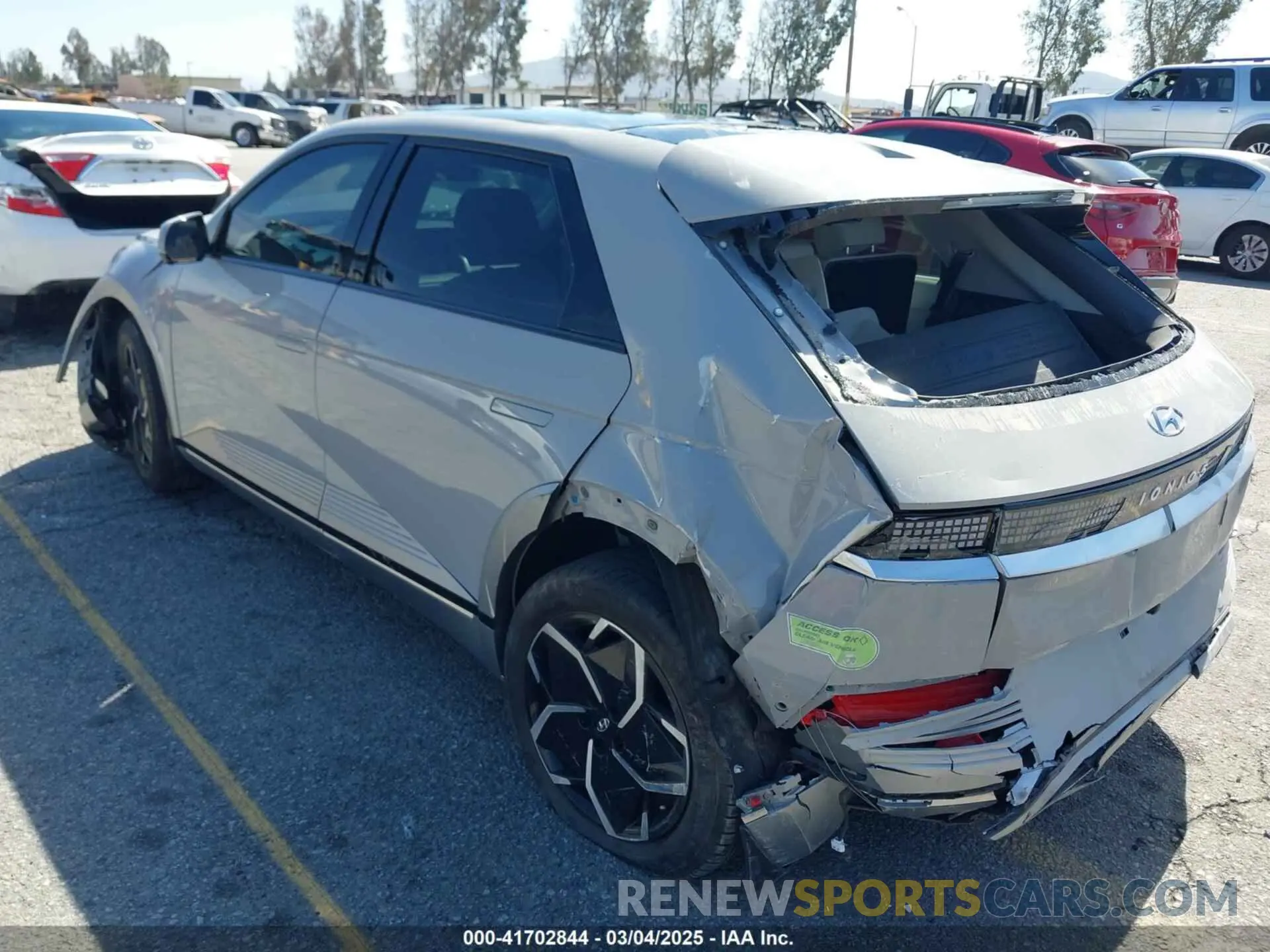 3 fotografías del automóvil dañado KM8KR4AE4PU189332 HYUNDAI IONIQ 5 2023