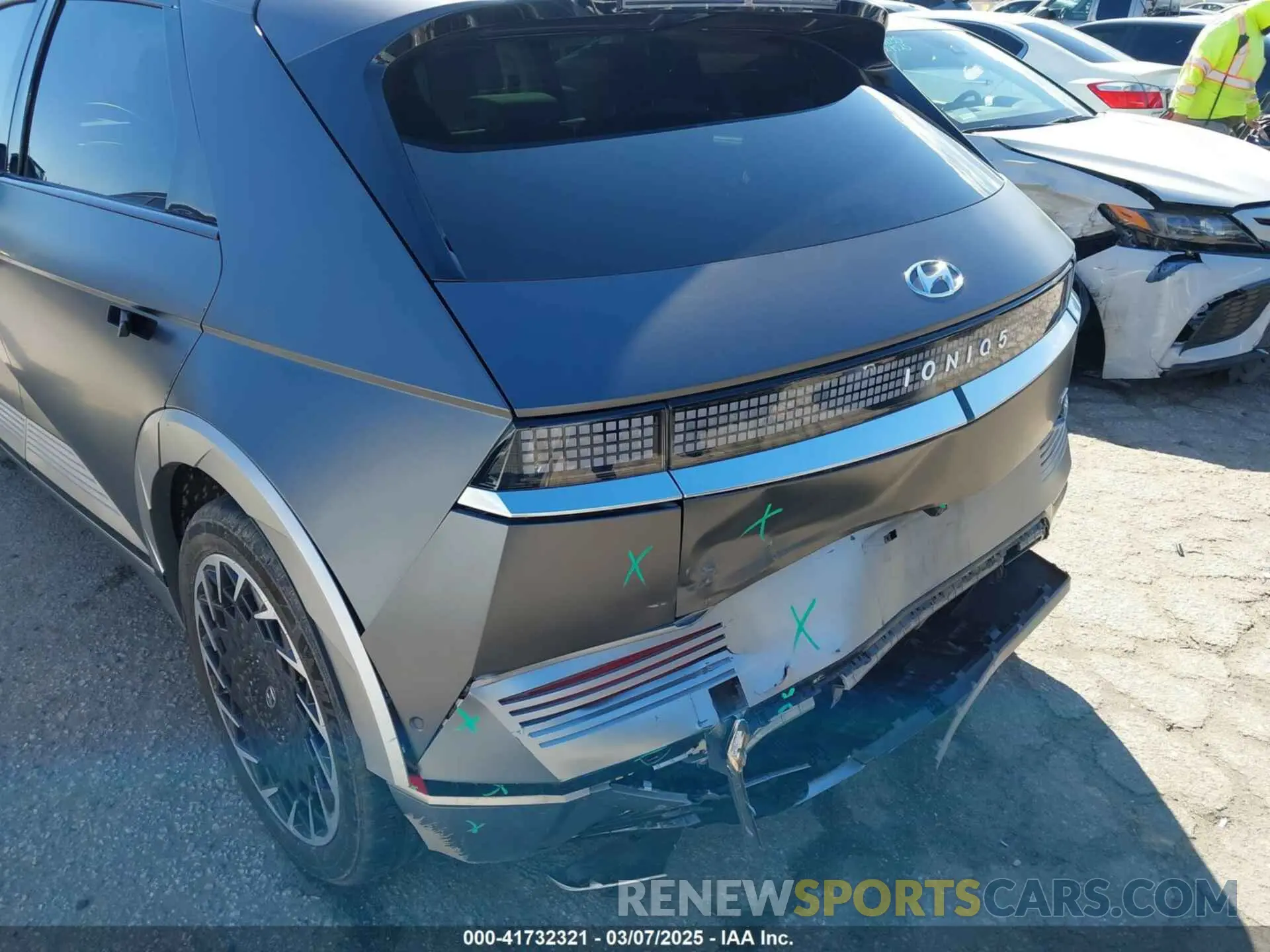 6 fotografías del automóvil dañado KM8KRDAF7PU182884 HYUNDAI IONIQ 5 2023