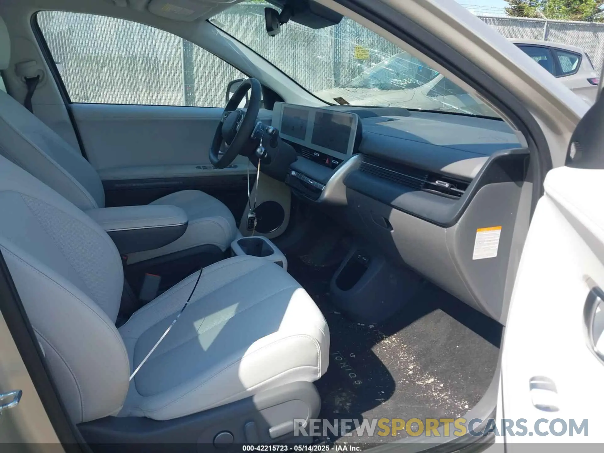 5 fotografías del automóvil dañado KM8KRDAFXPU217823 HYUNDAI IONIQ 5 2023