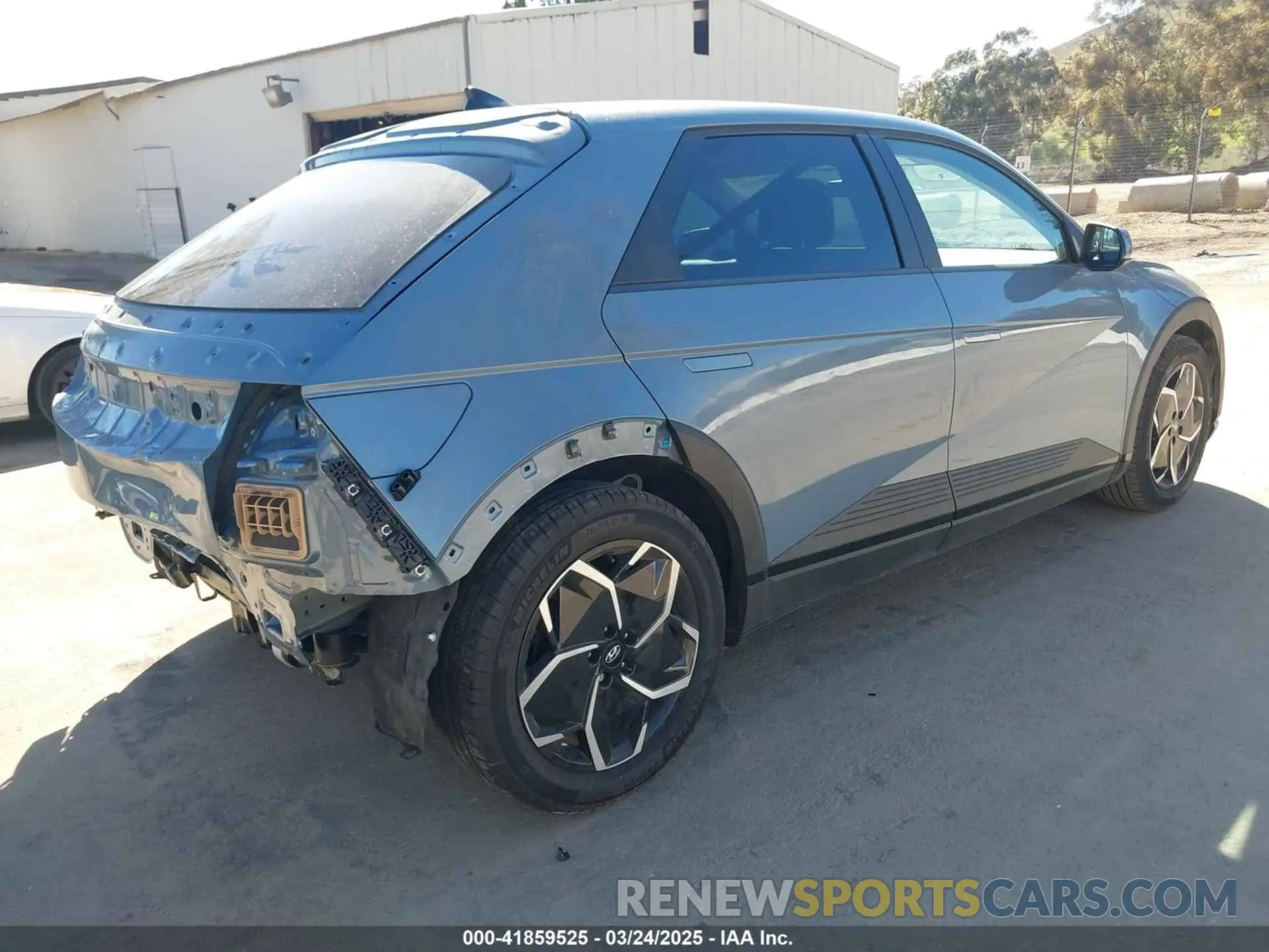 4 fotografías del automóvil dañado KM8KM4DE3RU316276 HYUNDAI IONIQ 5 2024