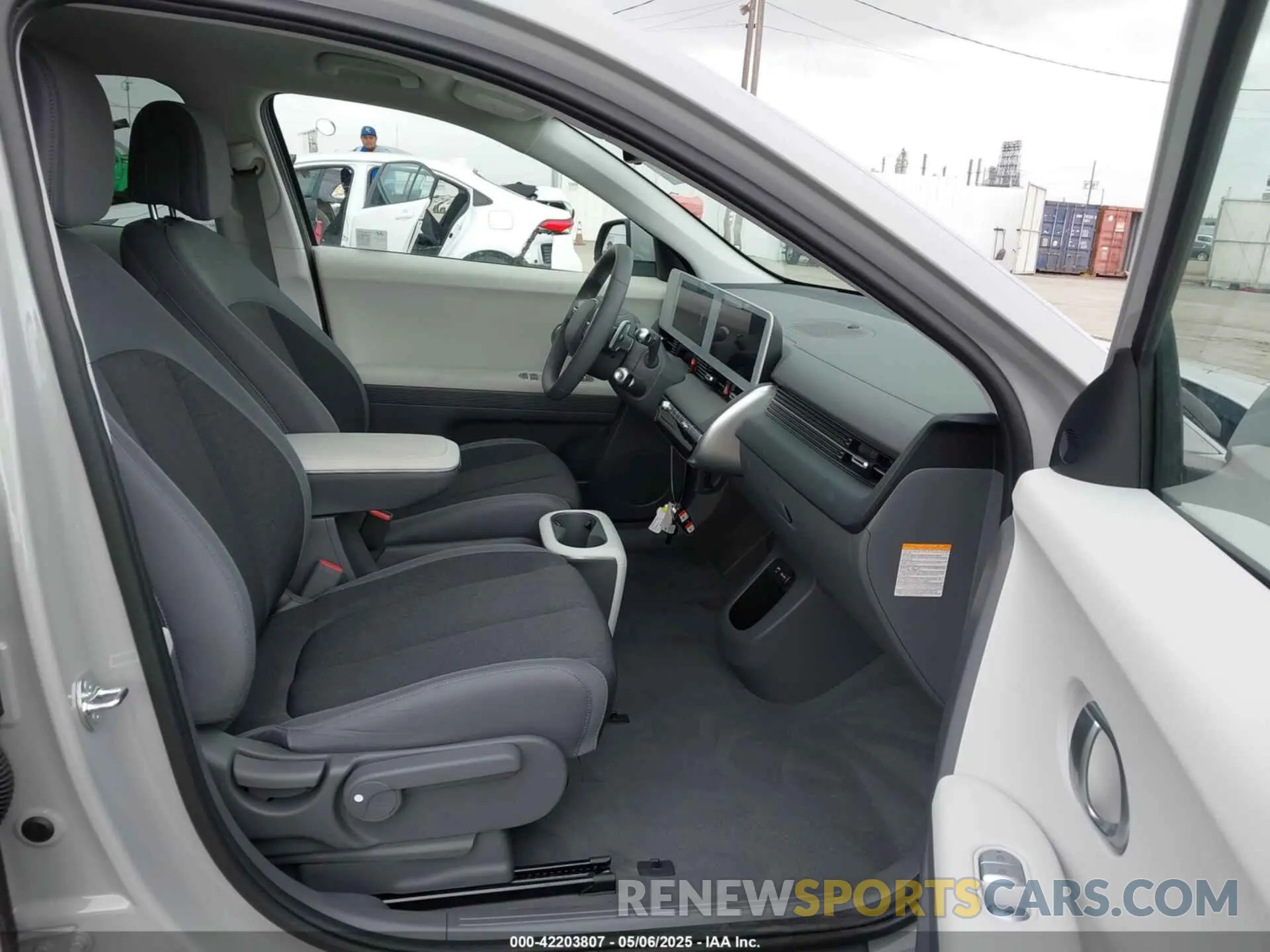 5 fotografías del automóvil dañado KM8KN4DE6RU295565 HYUNDAI IONIQ 5 2024