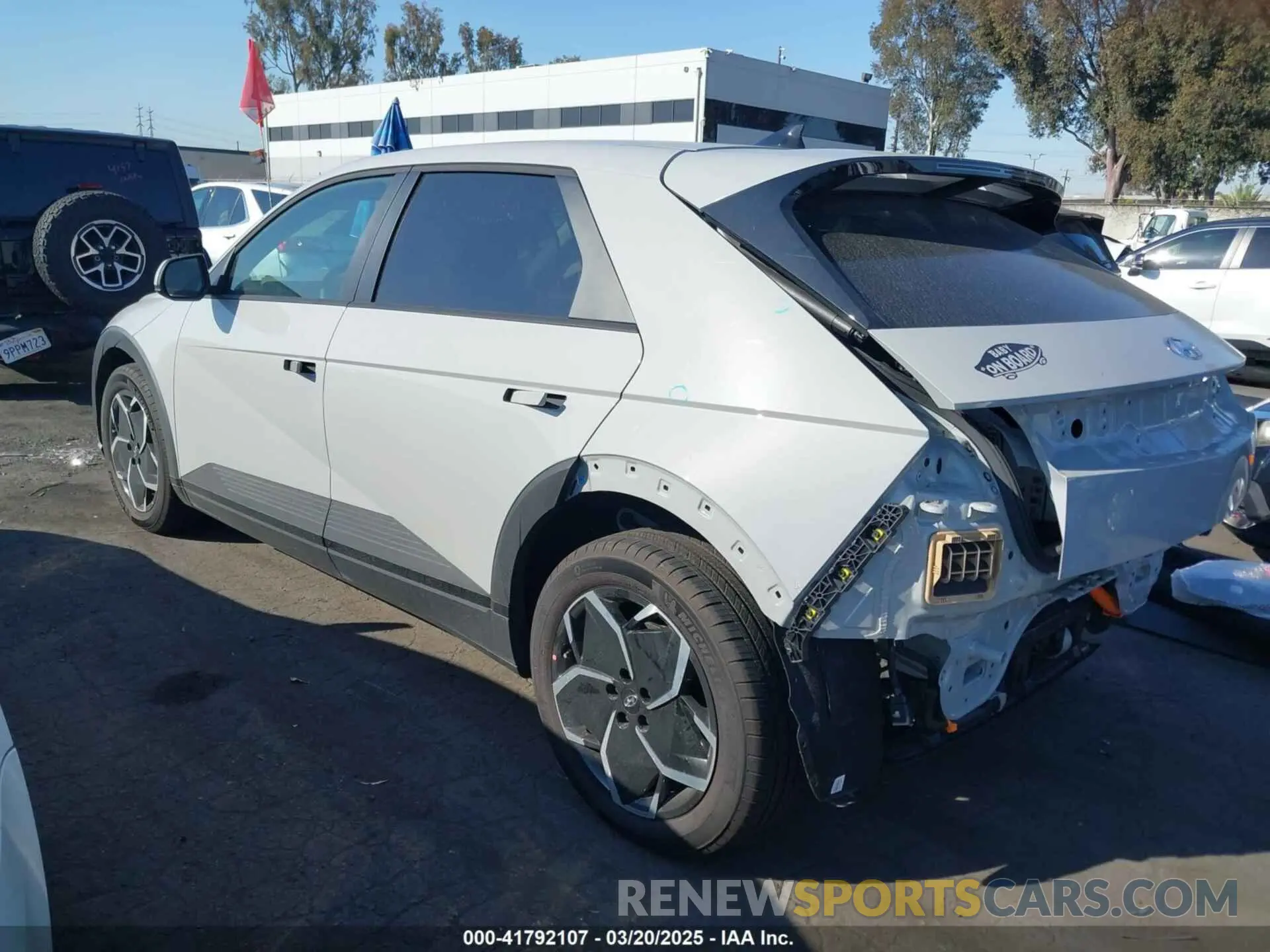 3 fotografías del automóvil dañado KM8KN4DE6RU319248 HYUNDAI IONIQ 5 2024