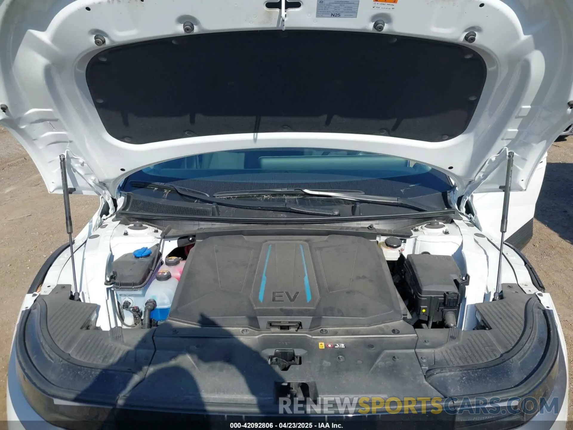 10 fotografías del automóvil dañado KM8KNDDF4RU248821 HYUNDAI IONIQ 5 2024