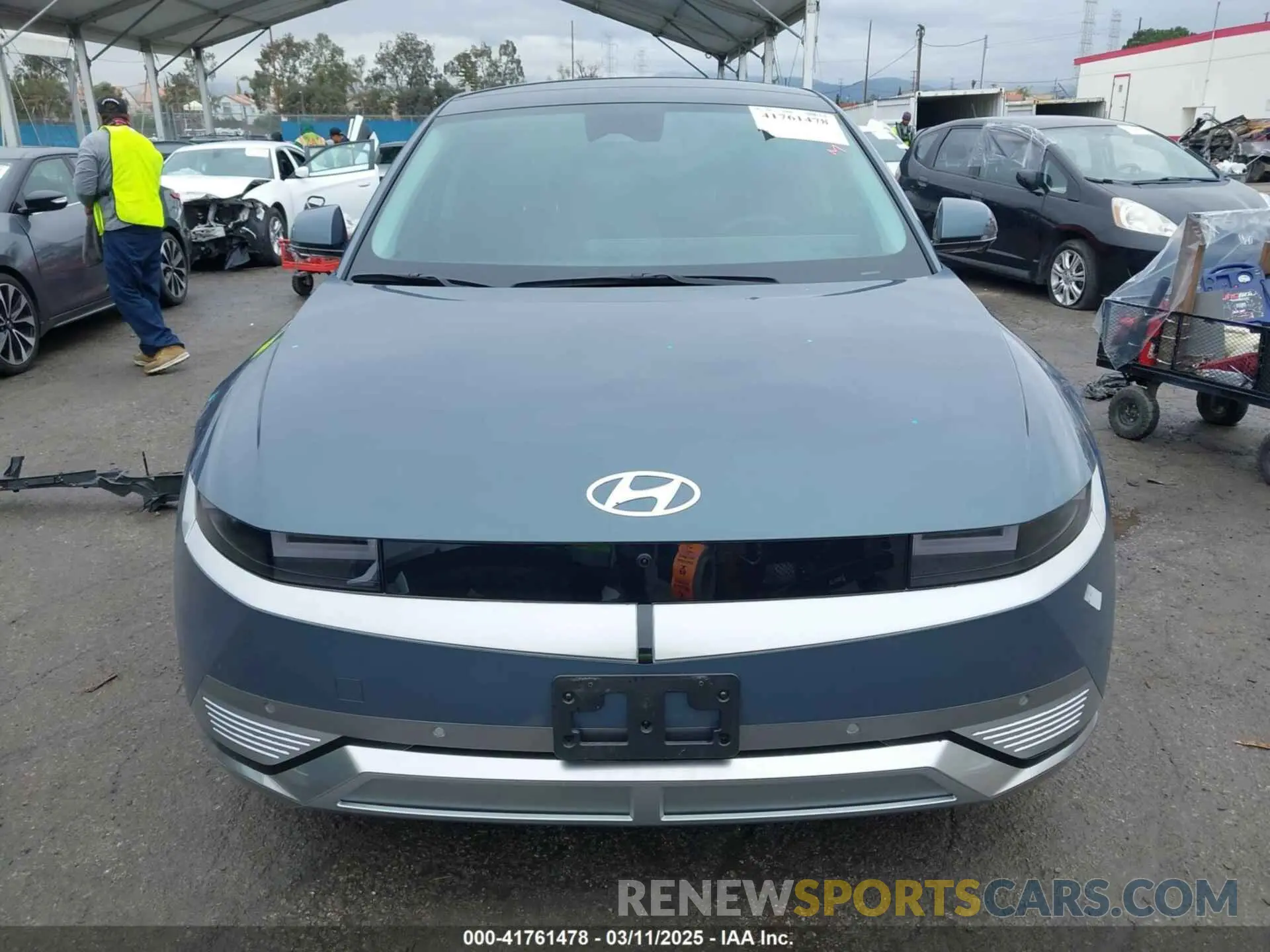 13 fotografías del automóvil dañado KM8KR4DE4RU310424 HYUNDAI IONIQ 5 2024