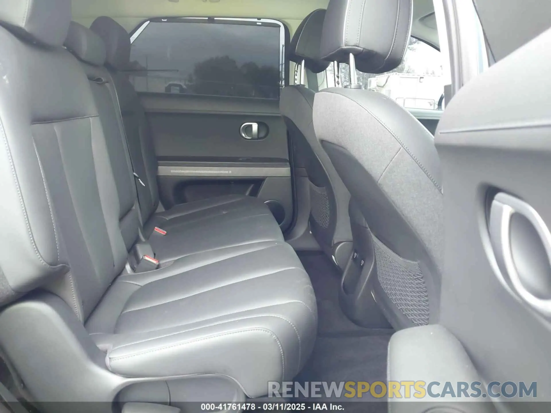 8 fotografías del automóvil dañado KM8KR4DE4RU310424 HYUNDAI IONIQ 5 2024