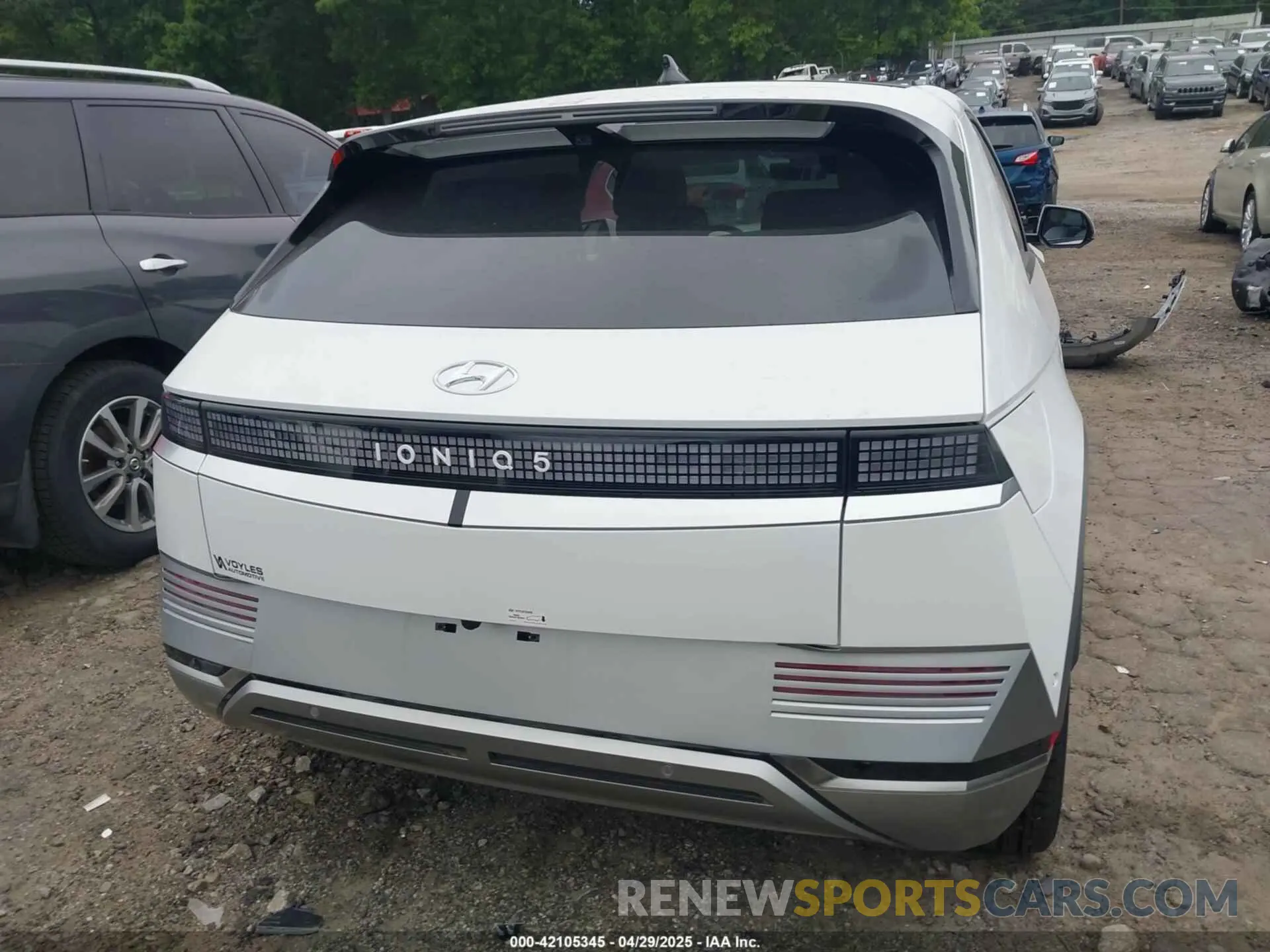 16 fotografías del automóvil dañado KM8KR4DE8RU330336 HYUNDAI IONIQ 5 2024