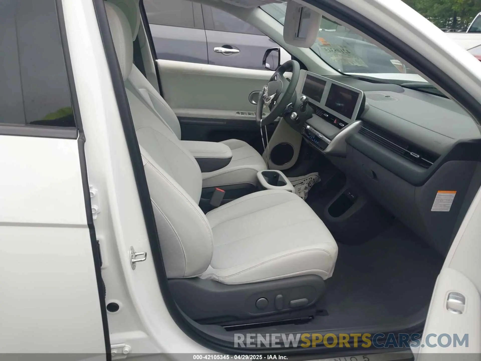 5 fotografías del automóvil dañado KM8KR4DE8RU330336 HYUNDAI IONIQ 5 2024