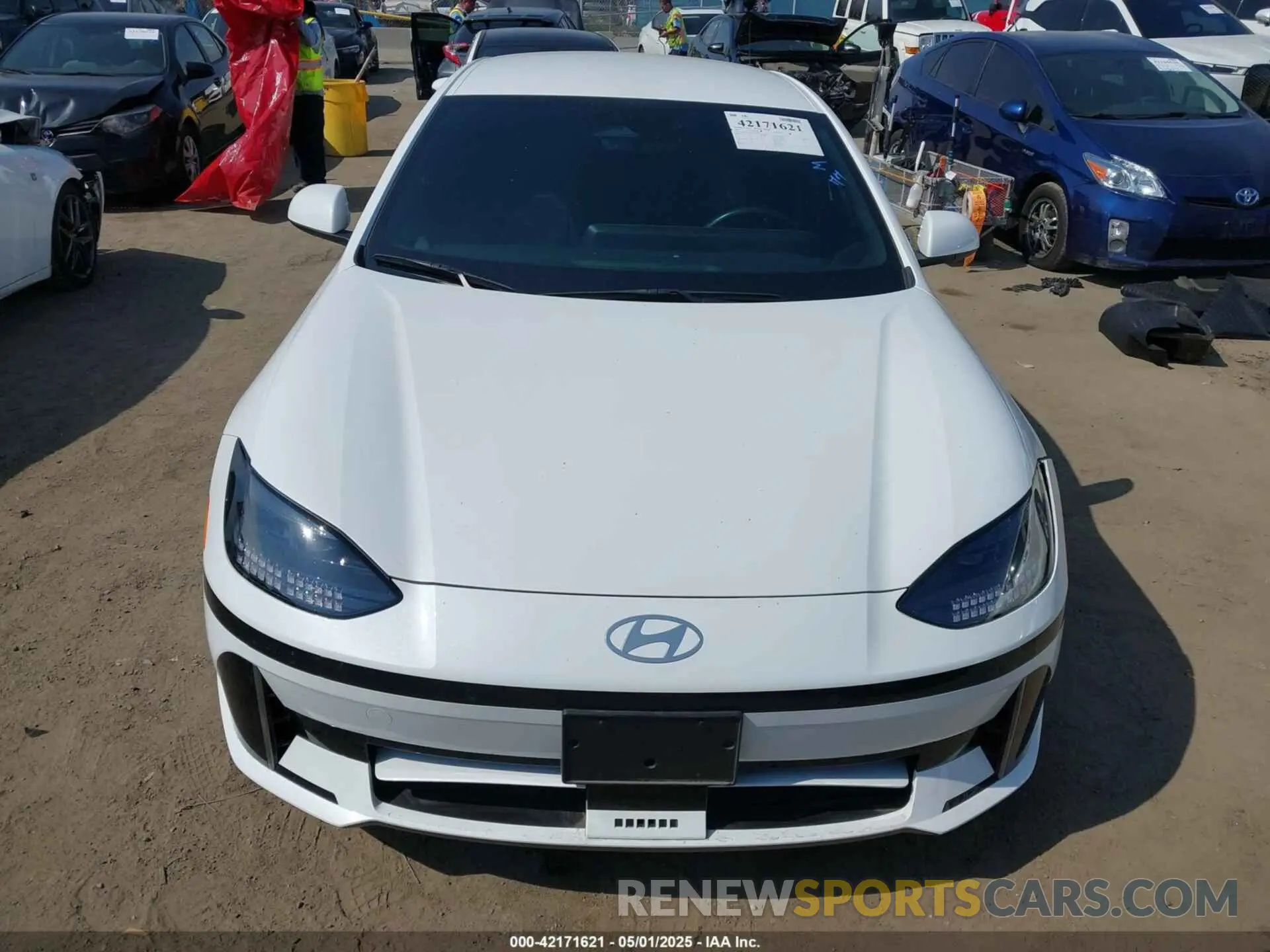 13 fotografías del automóvil dañado KMHM34AA0PA028579 HYUNDAI IONIQ 6 2023