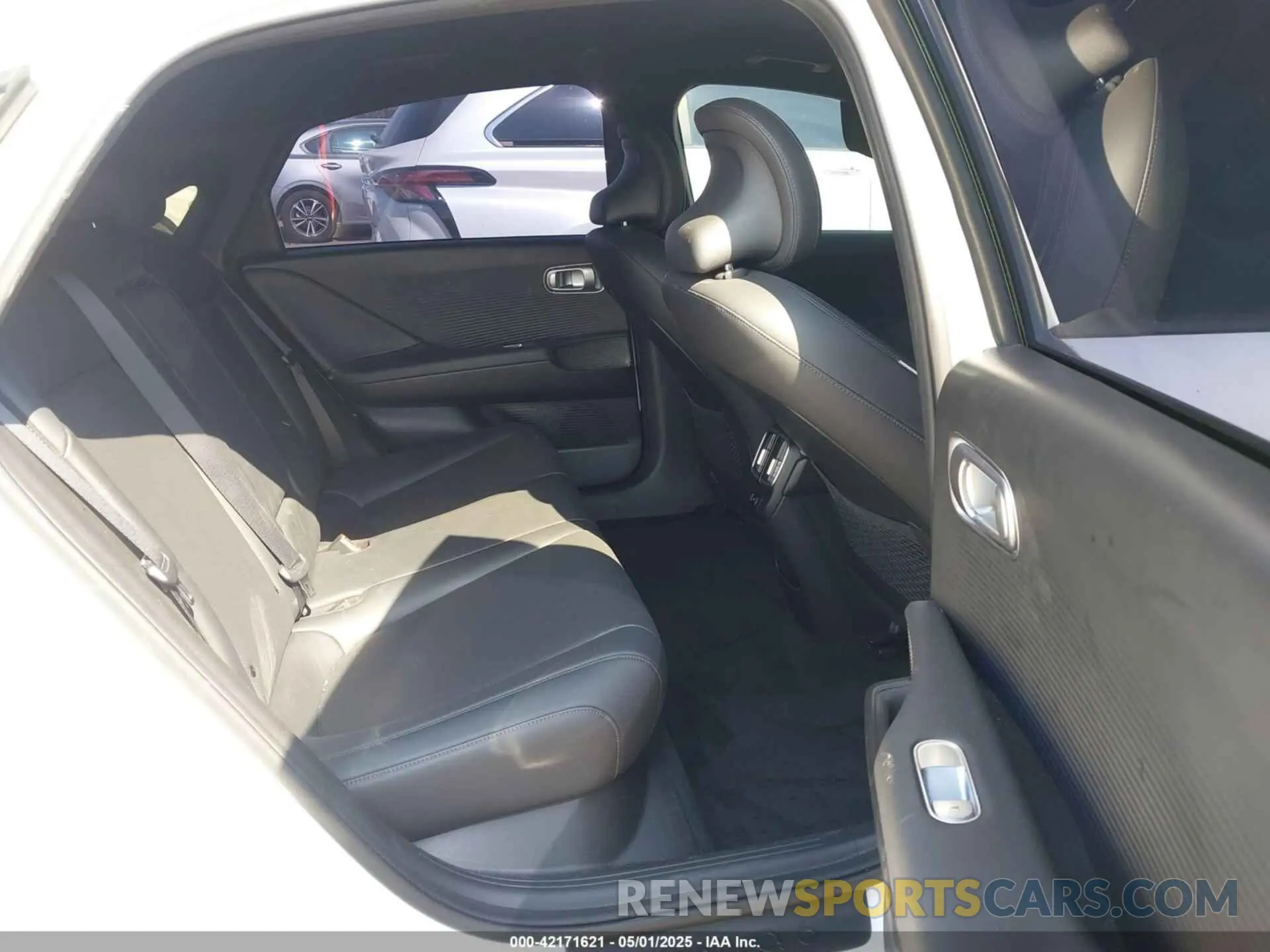 8 fotografías del automóvil dañado KMHM34AA0PA028579 HYUNDAI IONIQ 6 2023