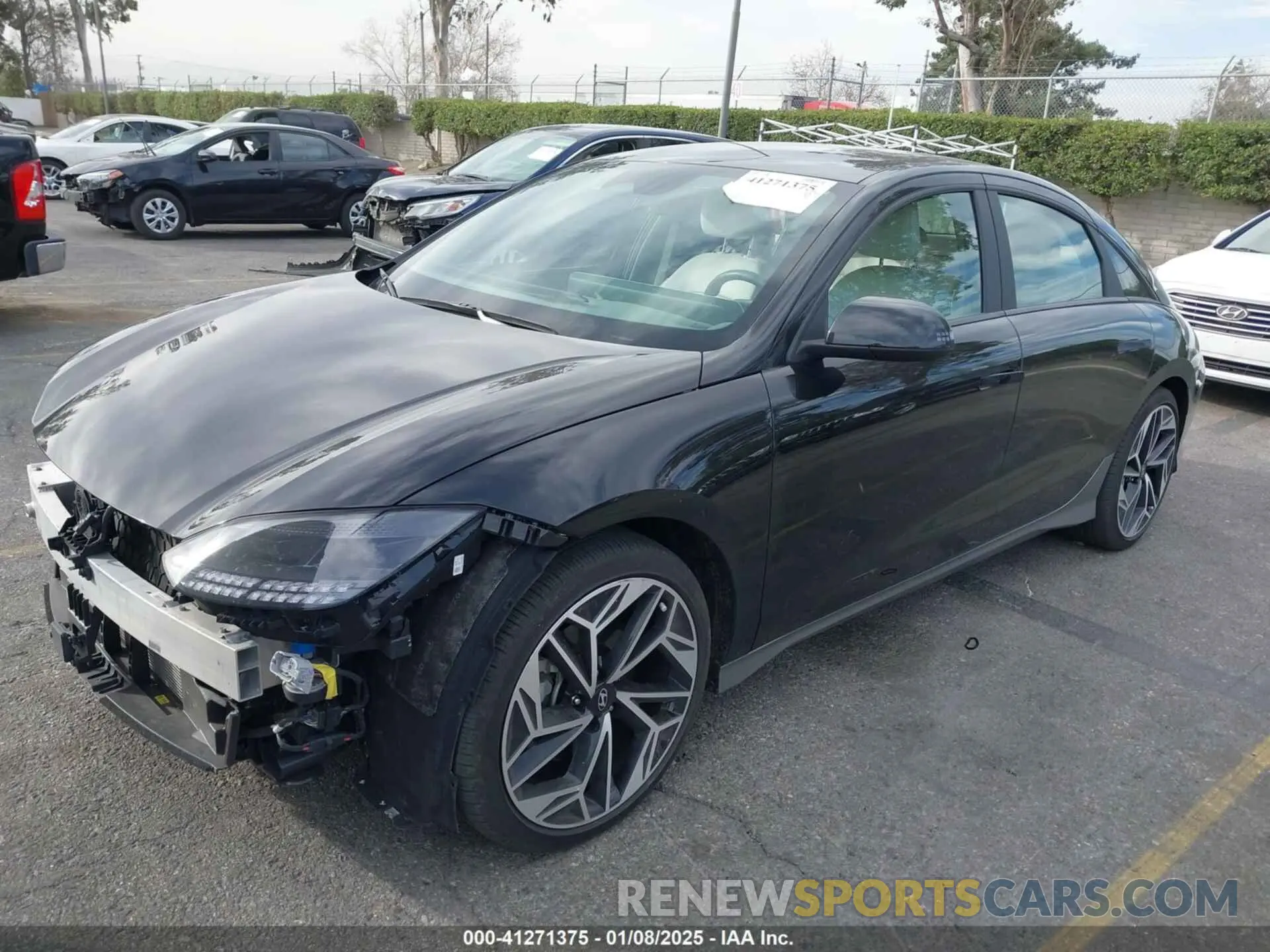 2 fotografías del automóvil dañado KMHM34AA6PA030658 HYUNDAI IONIQ 6 2023