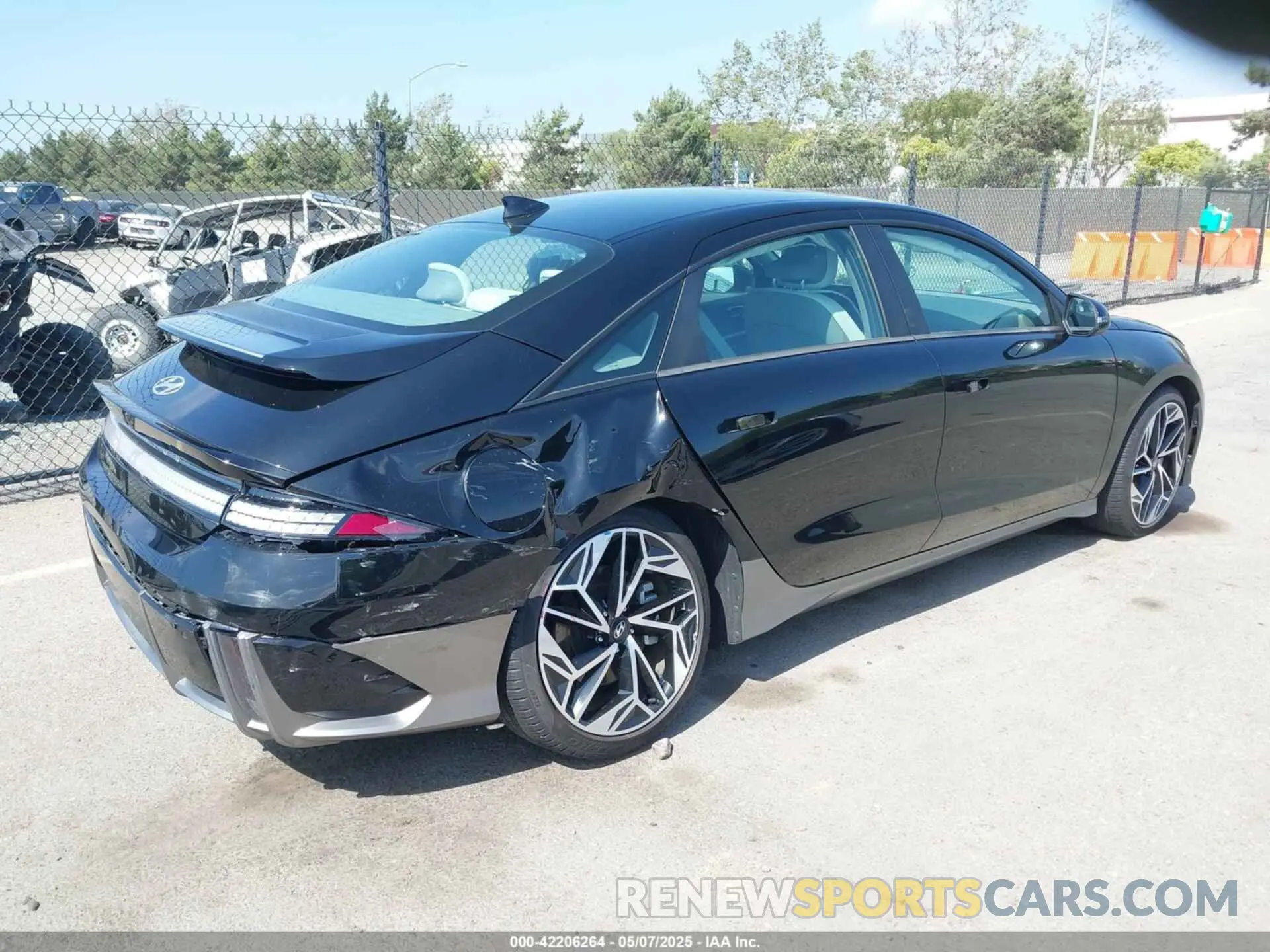 4 fotografías del automóvil dañado KMHM34AA7PA033293 HYUNDAI IONIQ 6 2023