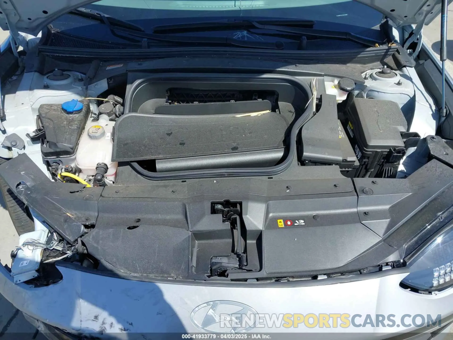 10 fotografías del automóvil dañado KMHM34AC6PA028880 HYUNDAI IONIQ 6 2023