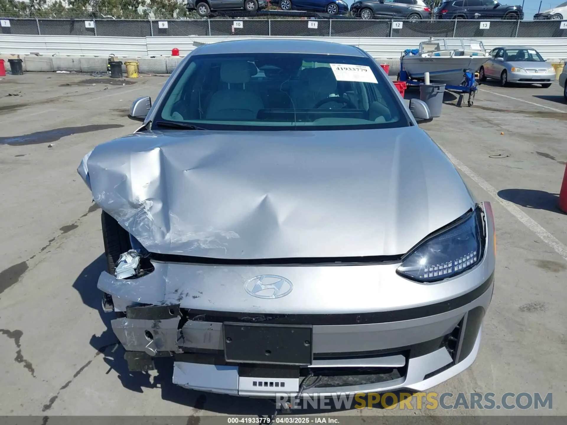 12 fotografías del automóvil dañado KMHM34AC6PA028880 HYUNDAI IONIQ 6 2023