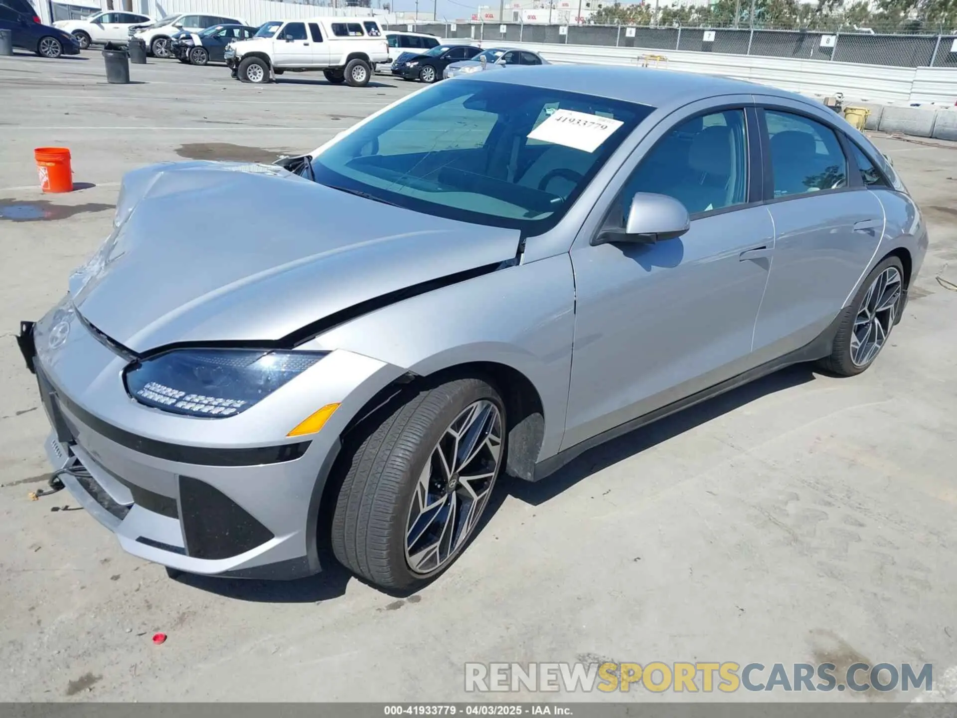 2 fotografías del automóvil dañado KMHM34AC6PA028880 HYUNDAI IONIQ 6 2023