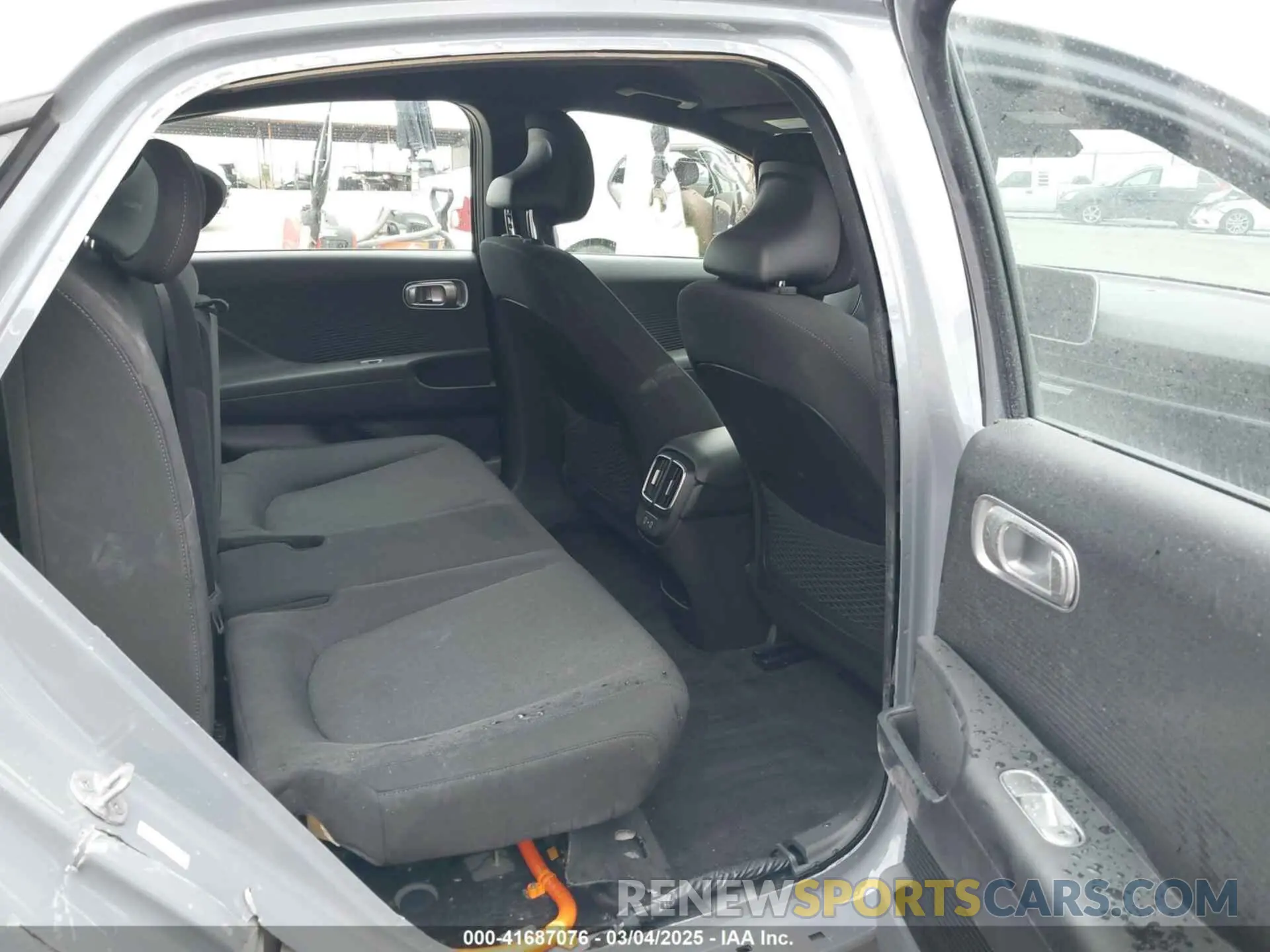 8 fotografías del automóvil dañado KMHM24AA7RA071841 HYUNDAI IONIQ 6 2024