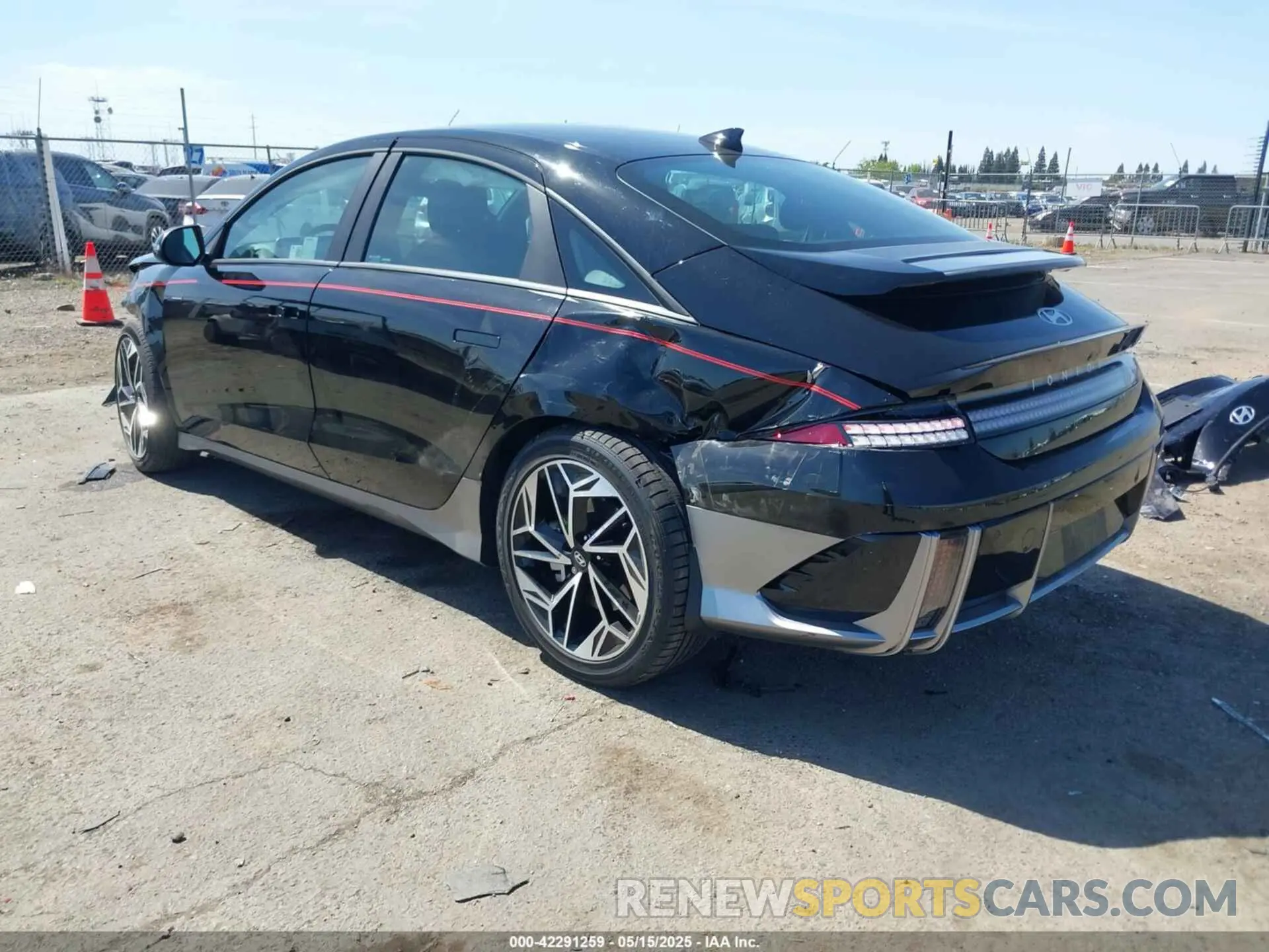 3 fotografías del automóvil dañado KMHM34AA5RA076761 HYUNDAI IONIQ 6 2024