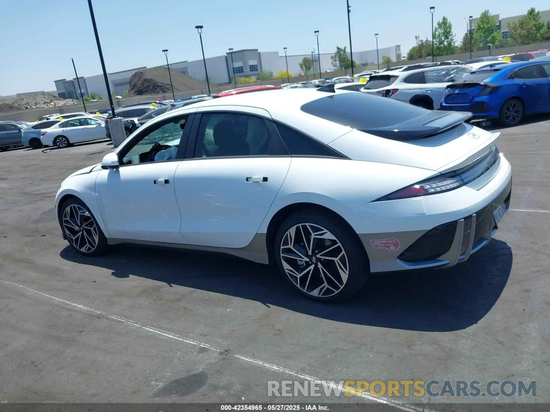 15 fotografías del automóvil dañado KMHM34ACXRA070214 HYUNDAI IONIQ 6 2024